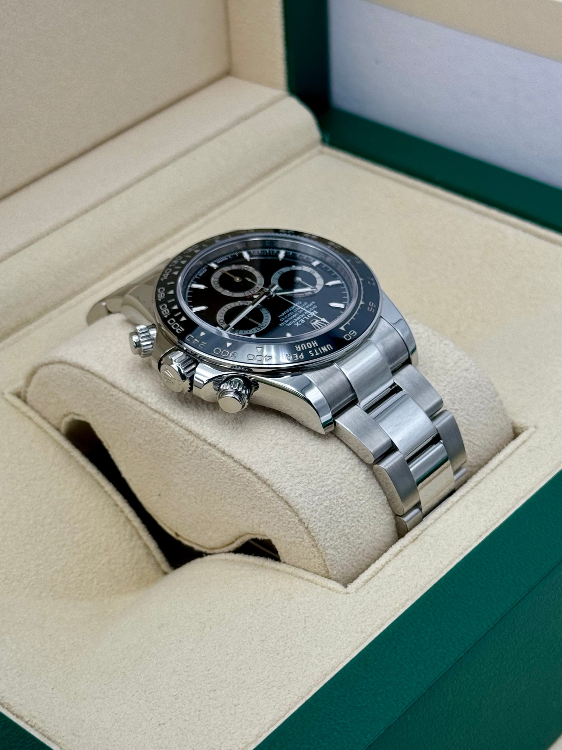 2024 Rolex Daytona 40mm 126500LN Stainless Steel Black Dial - Image 8