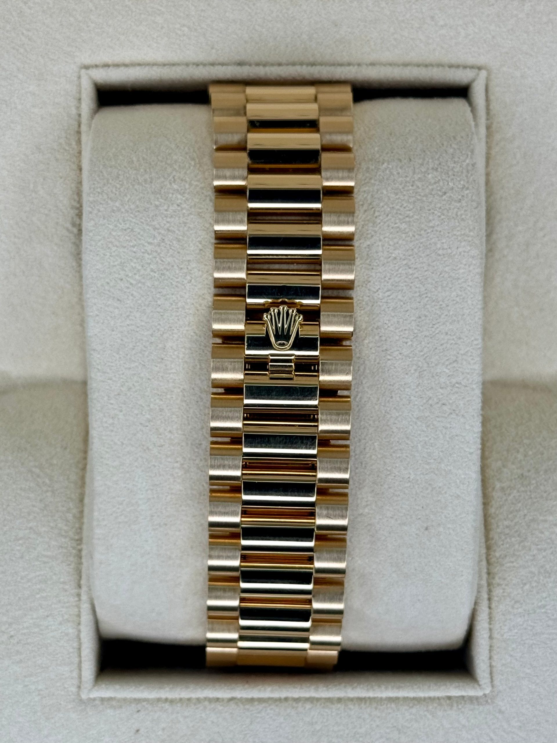 2019 Rolex Day-Date 40mm 228238 Presidential White Dial - Image 2