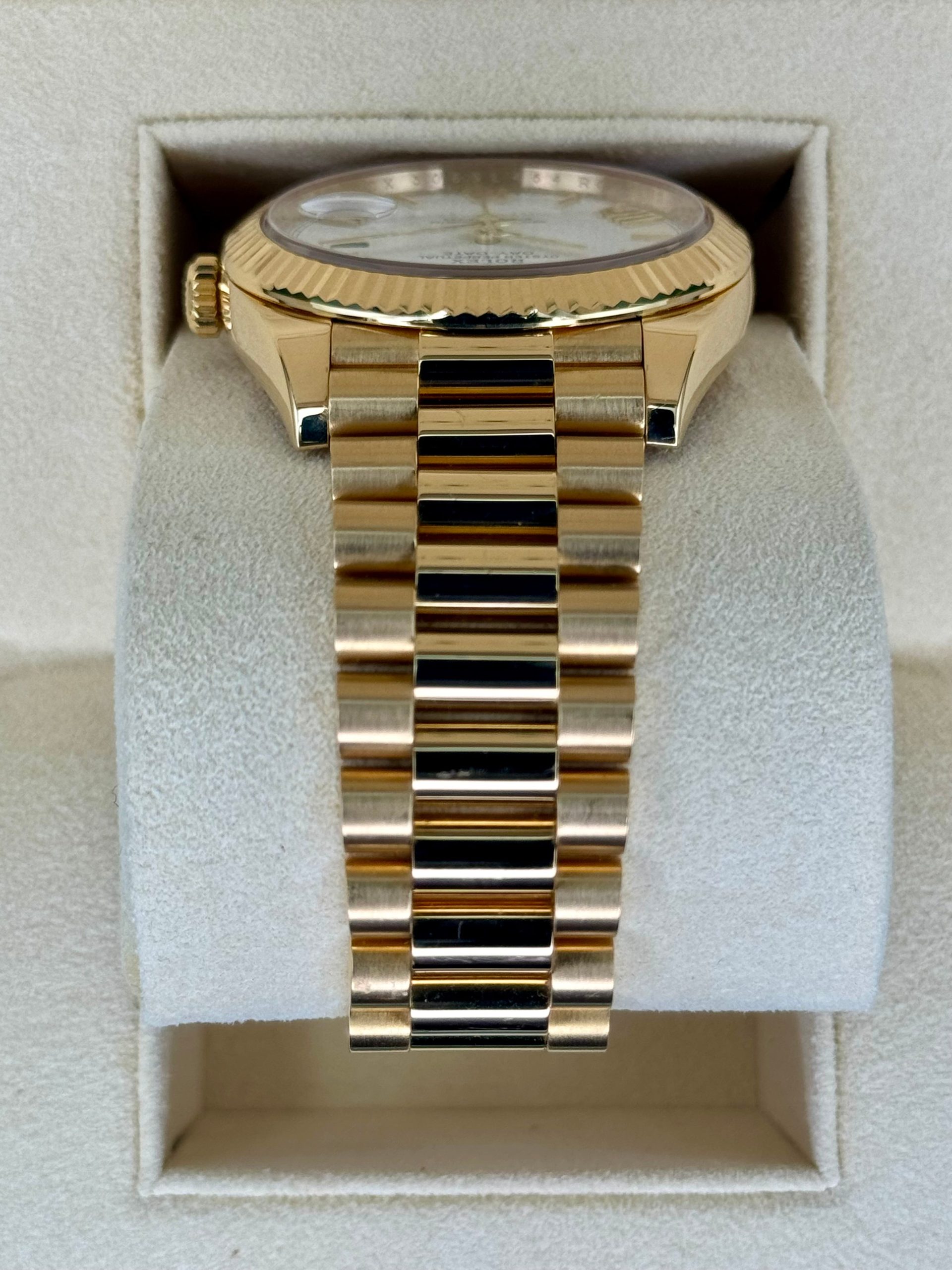 2019 Rolex Day-Date 40mm 228238 Presidential White Dial - Image 4