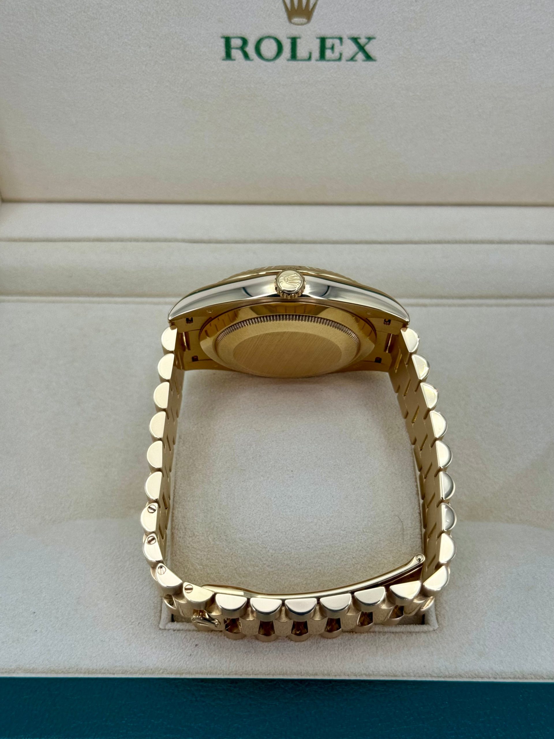 2019 Rolex Day-Date 40mm 228238 Presidential White Dial - Image 9