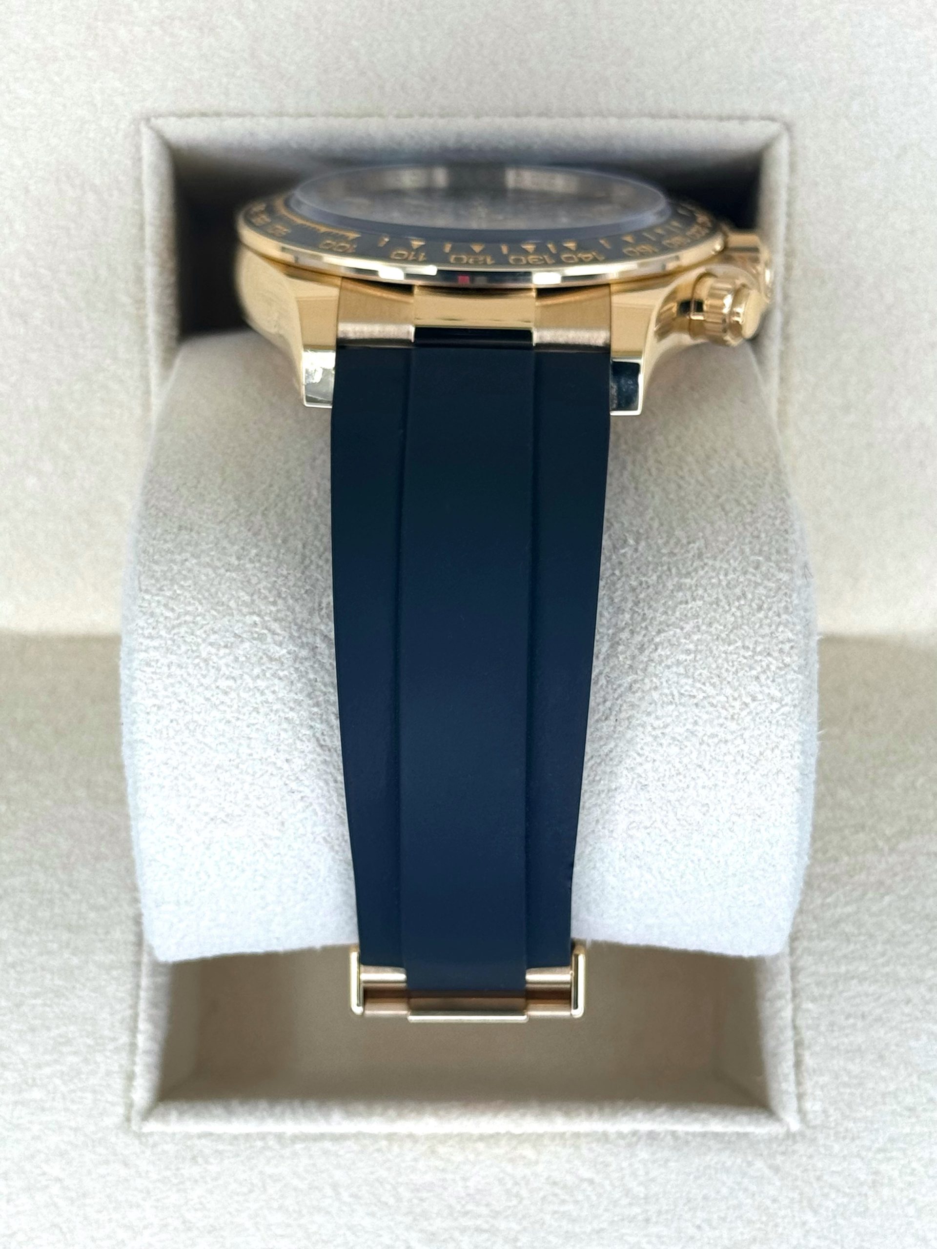 NEW 2024 Rolex Daytona 40mm 126518LN Yellow Gold Oysterflex Black Dial - Image 3