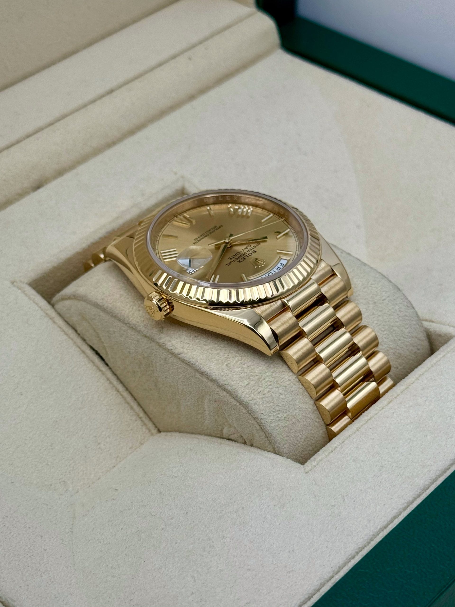 2021 Rolex Day-Date 40mm 228238 Presidential Champagne Dial - Image 8