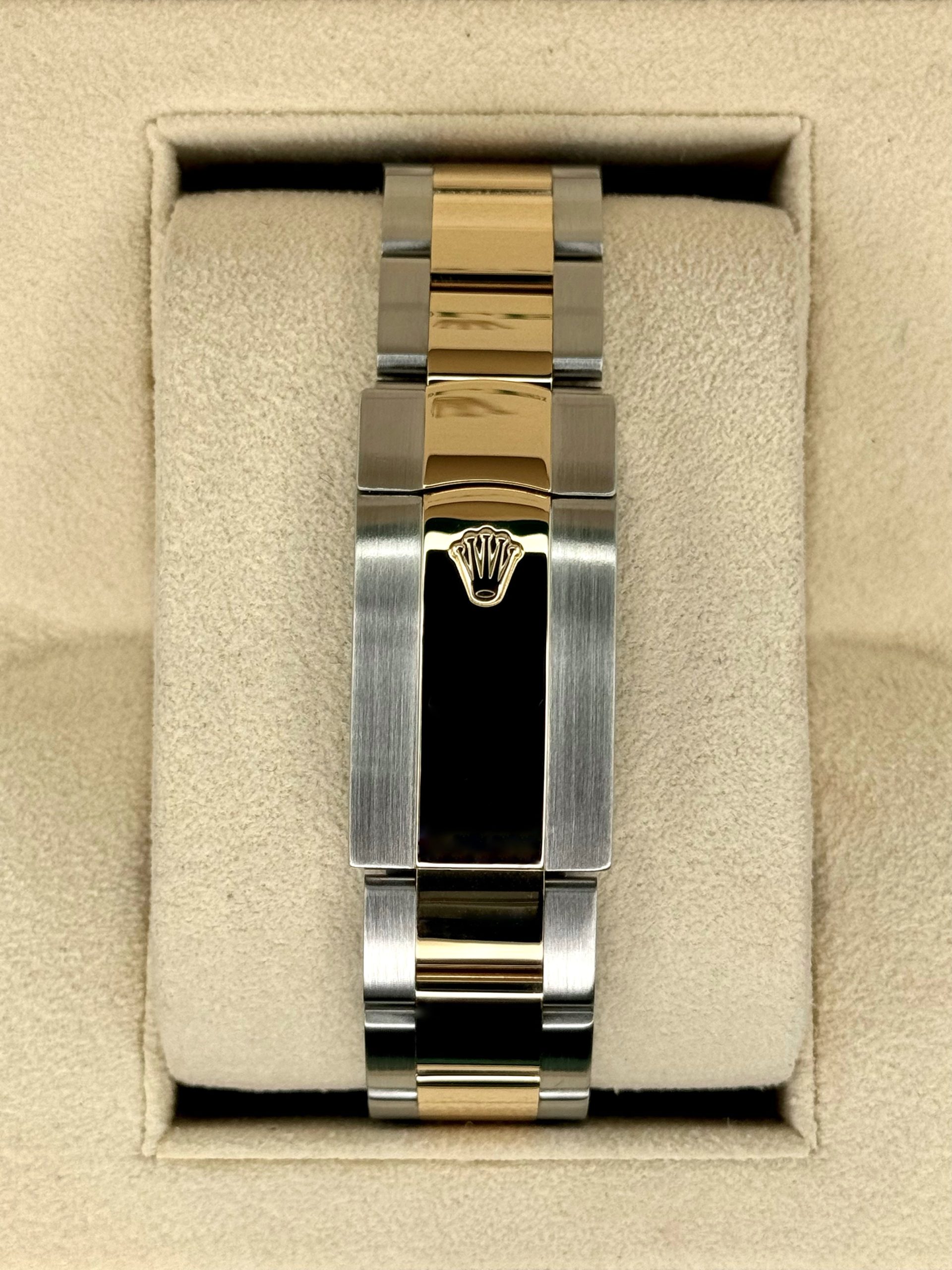 2017 Rolex Sky-Dweller 42mm 326933 Two-Tone Oyster Champagne Dial - Image 2