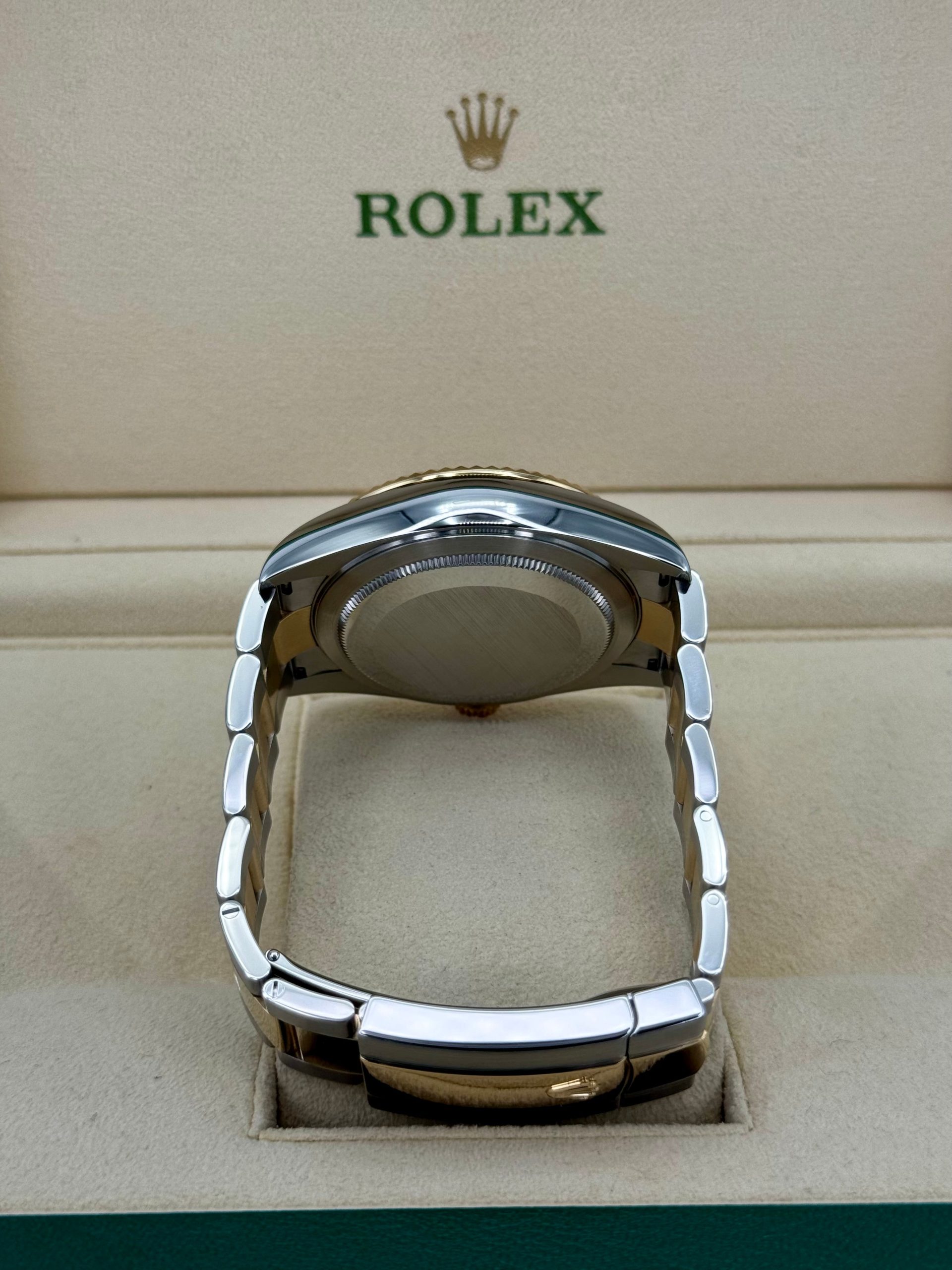 2017 Rolex Sky-Dweller 42mm 326933 Two-Tone Oyster Champagne Dial - Image 10