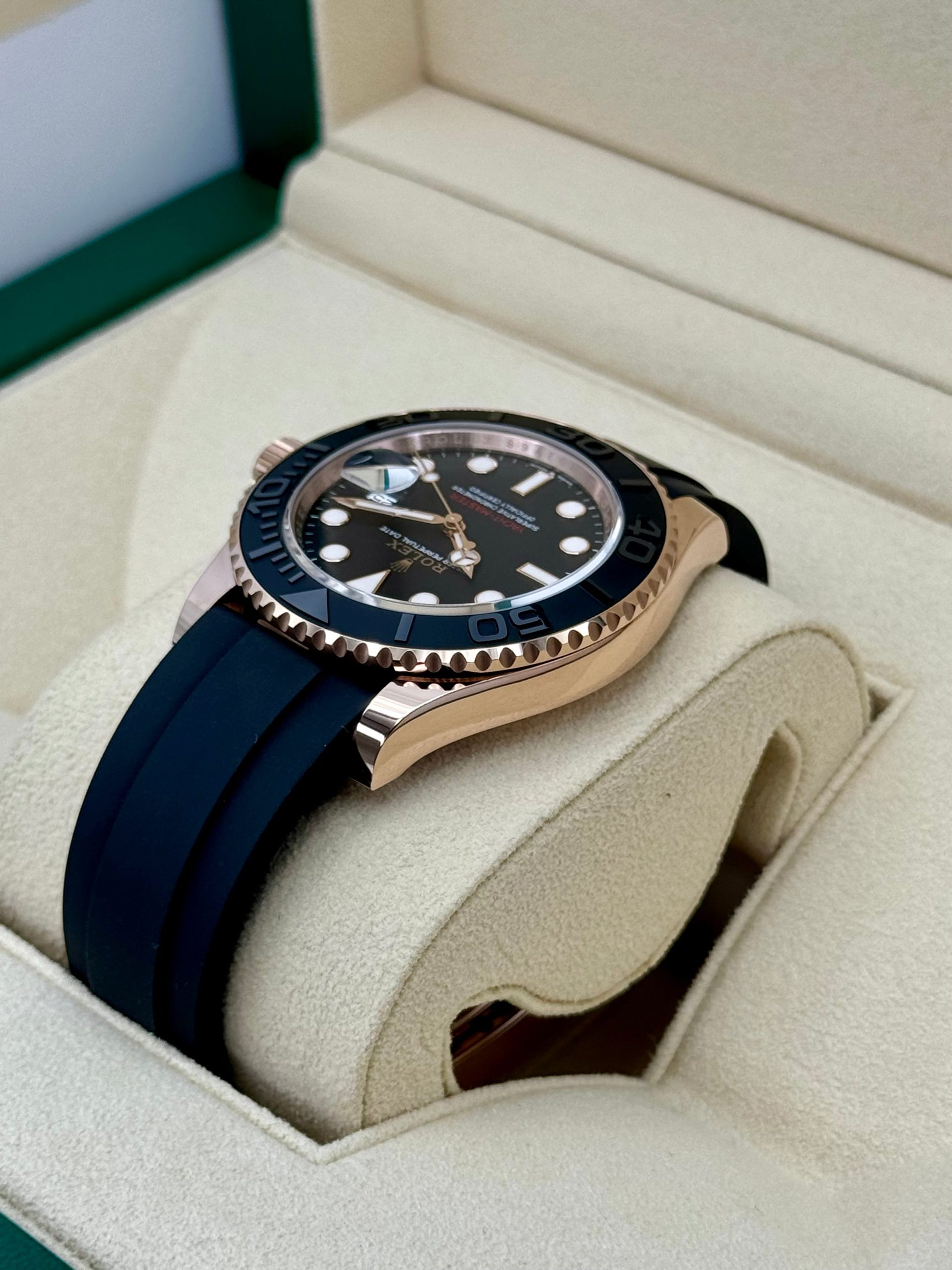 2024 Rolex Yacht-Master 40mm 126655 Rose Gold Oysterflex Black Dial - Image 7