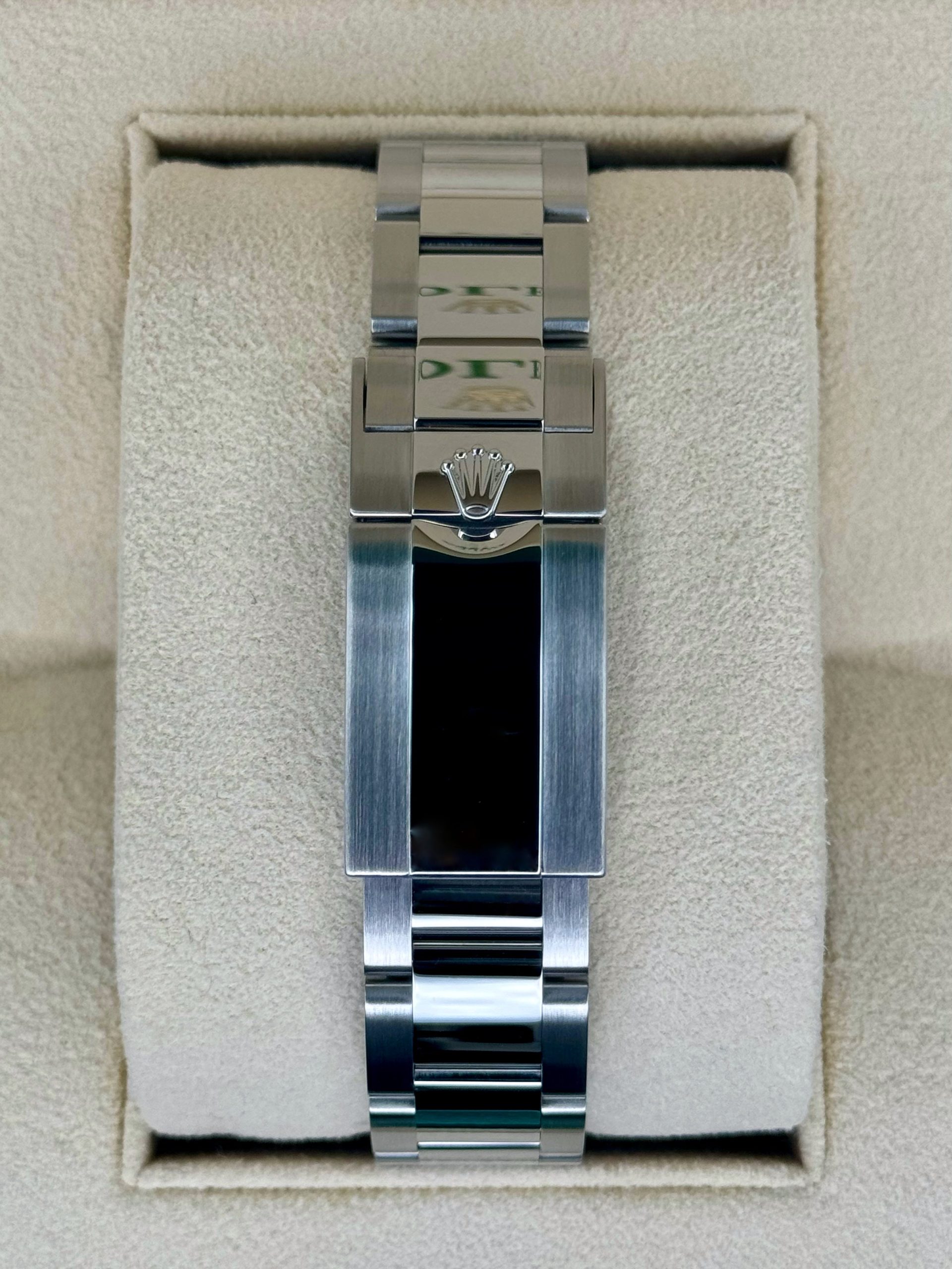 2024 Rolex Daytona 40mm 126500LN Stainless Steel Panda Dial - Image 2