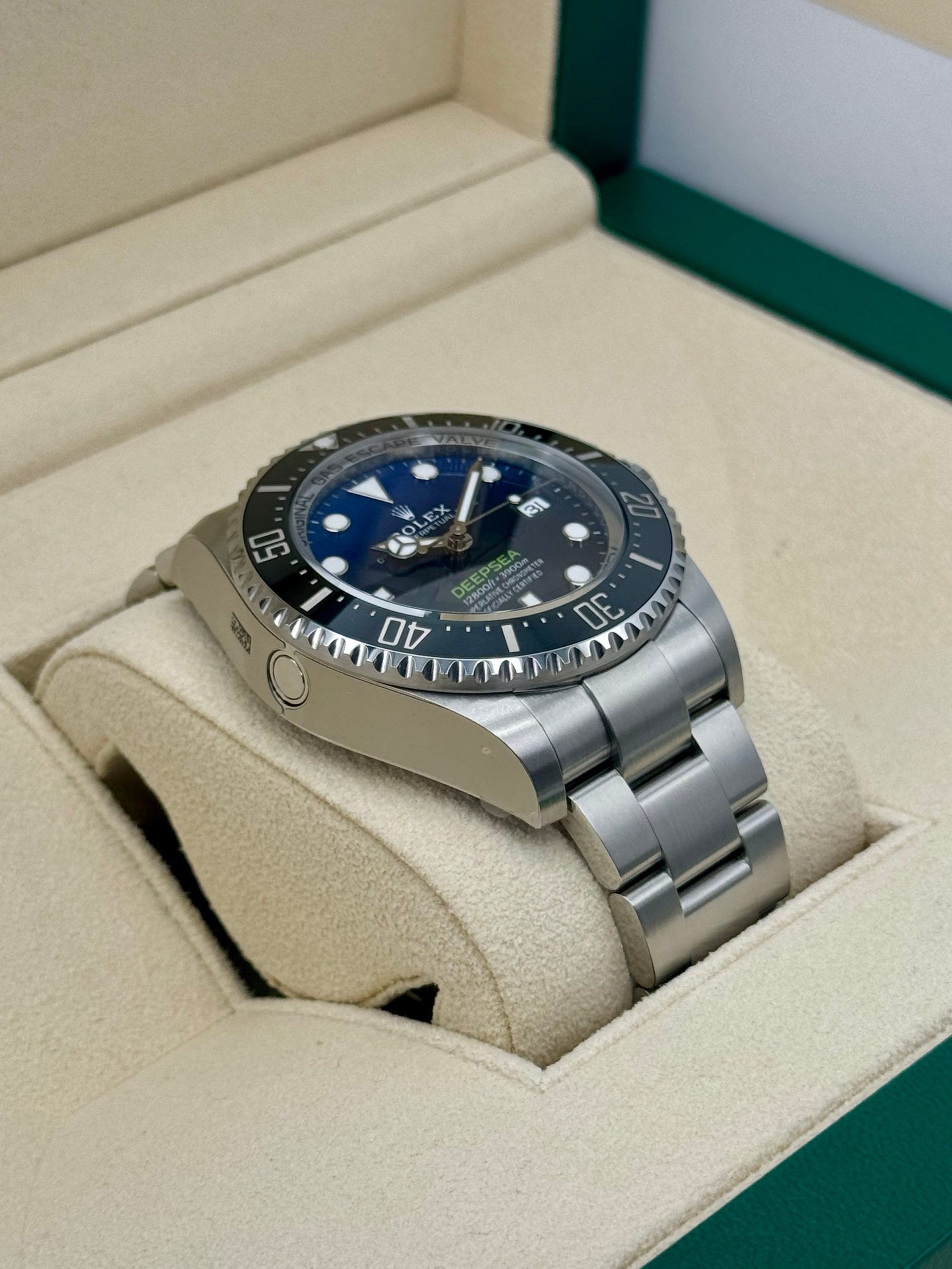 NEW 2024 Rolex Deepsea James Cameron 44mm 136660 Blue Dial - Image 6