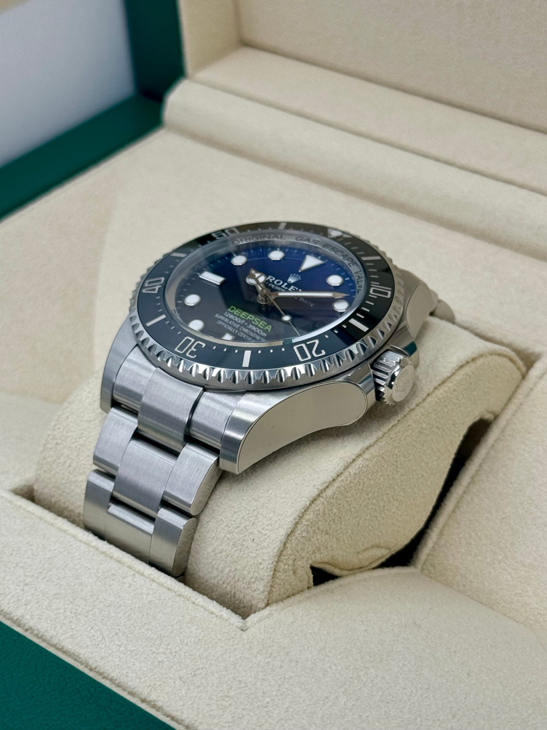 NEW 2024 Rolex Deepsea James Cameron 44mm 136660 Blue Dial - Image 5