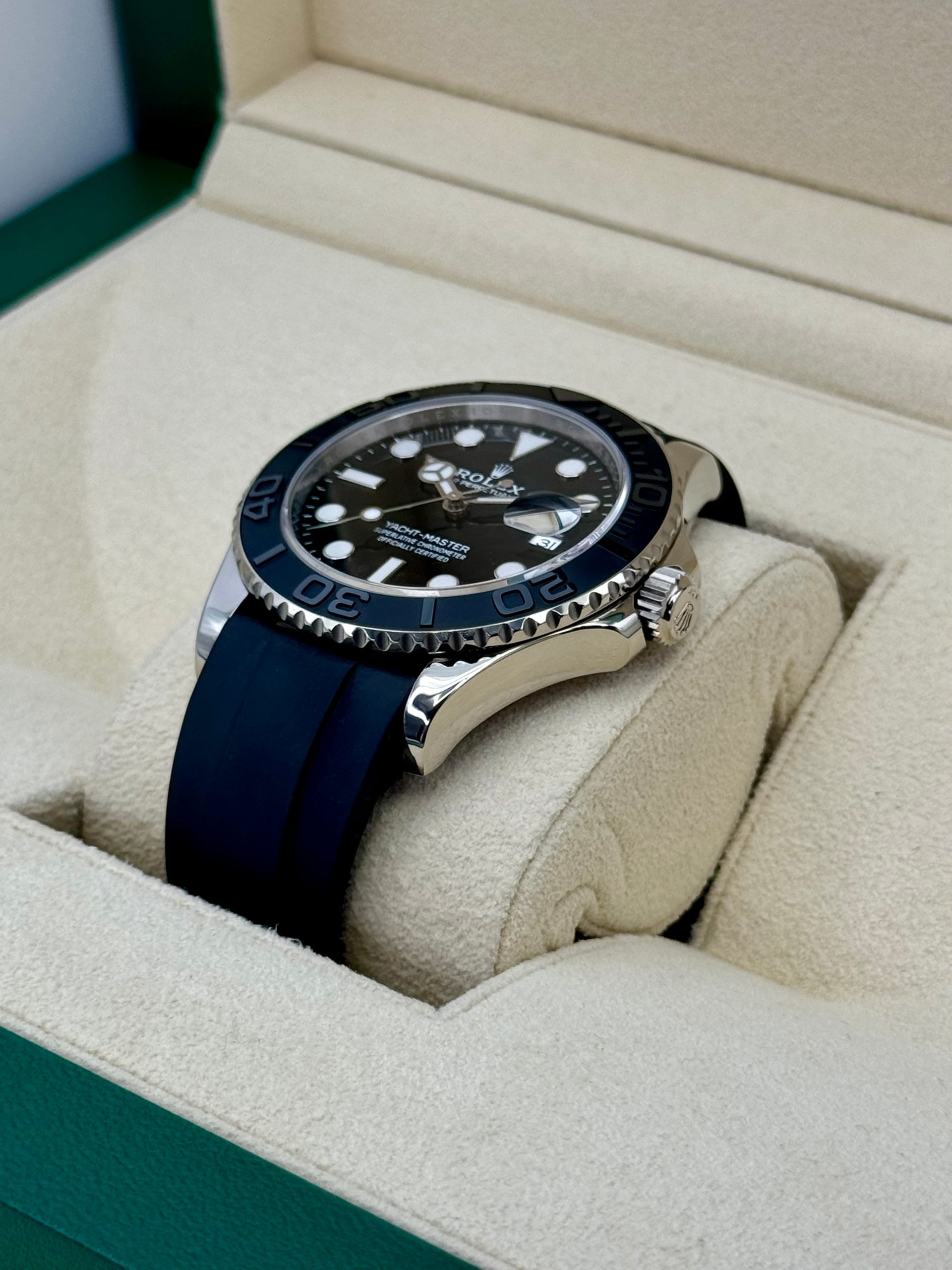 2023 Rolex Yacht-Master 42mm 226659 White Gold Oysterflex Black Dial - Image 5