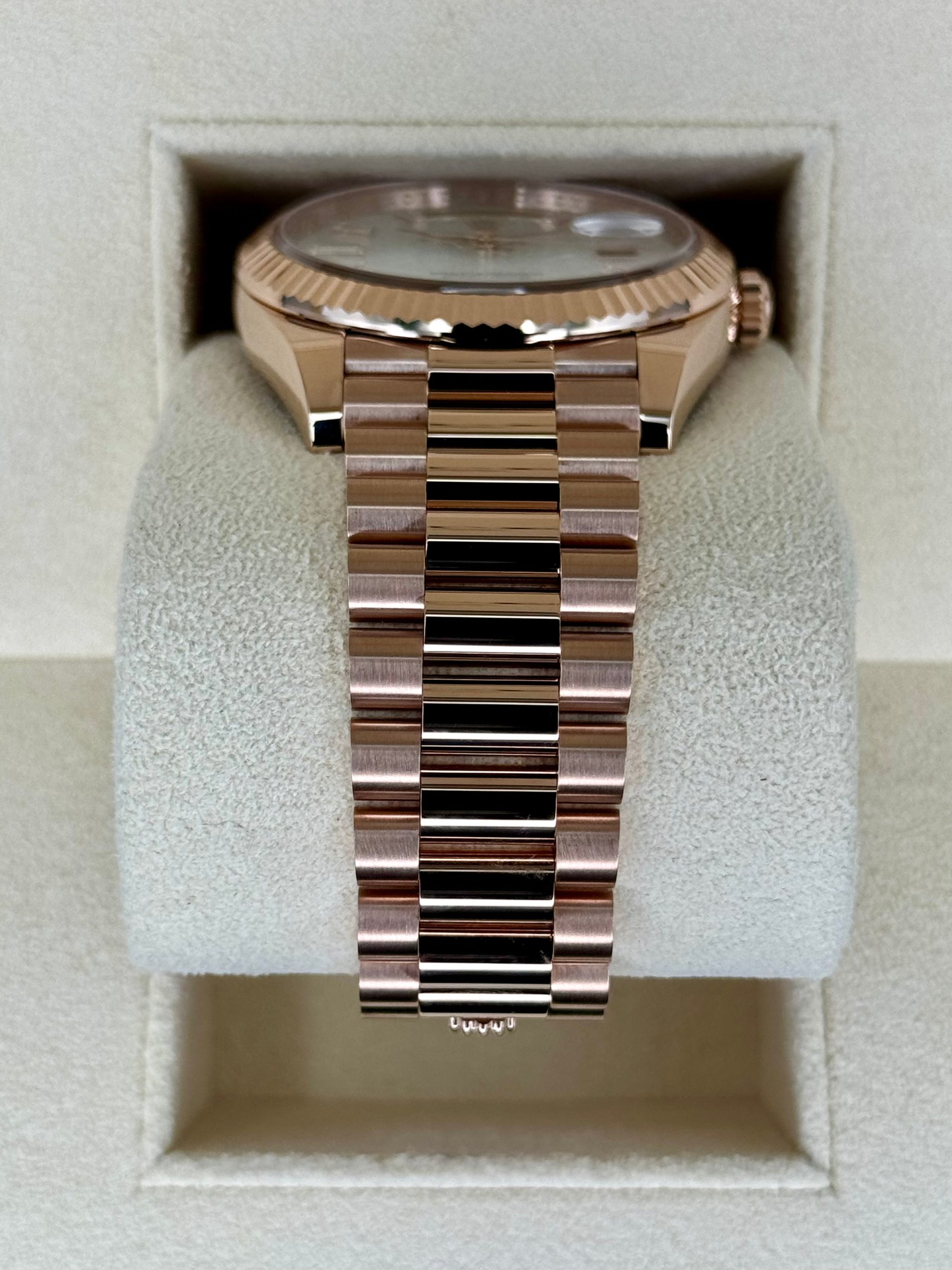 NEW 2024 Rolex Day-Date 40mm 228235 Rose Gold MOP Diamond Dial - Image 3