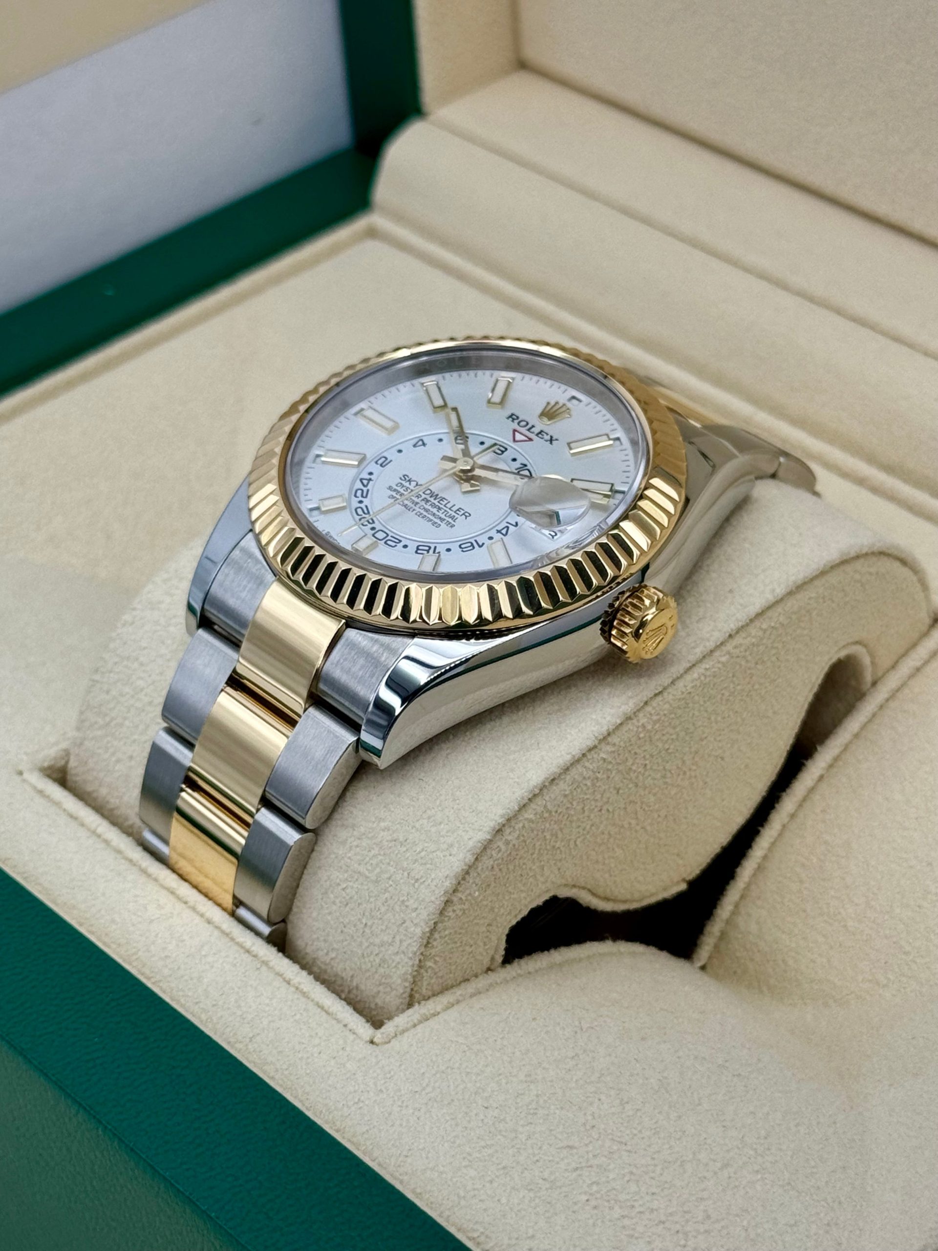 2019 Rolex Sky-Dweller 42mm 326933 Two-Tone Oyster White Dial - Image 5