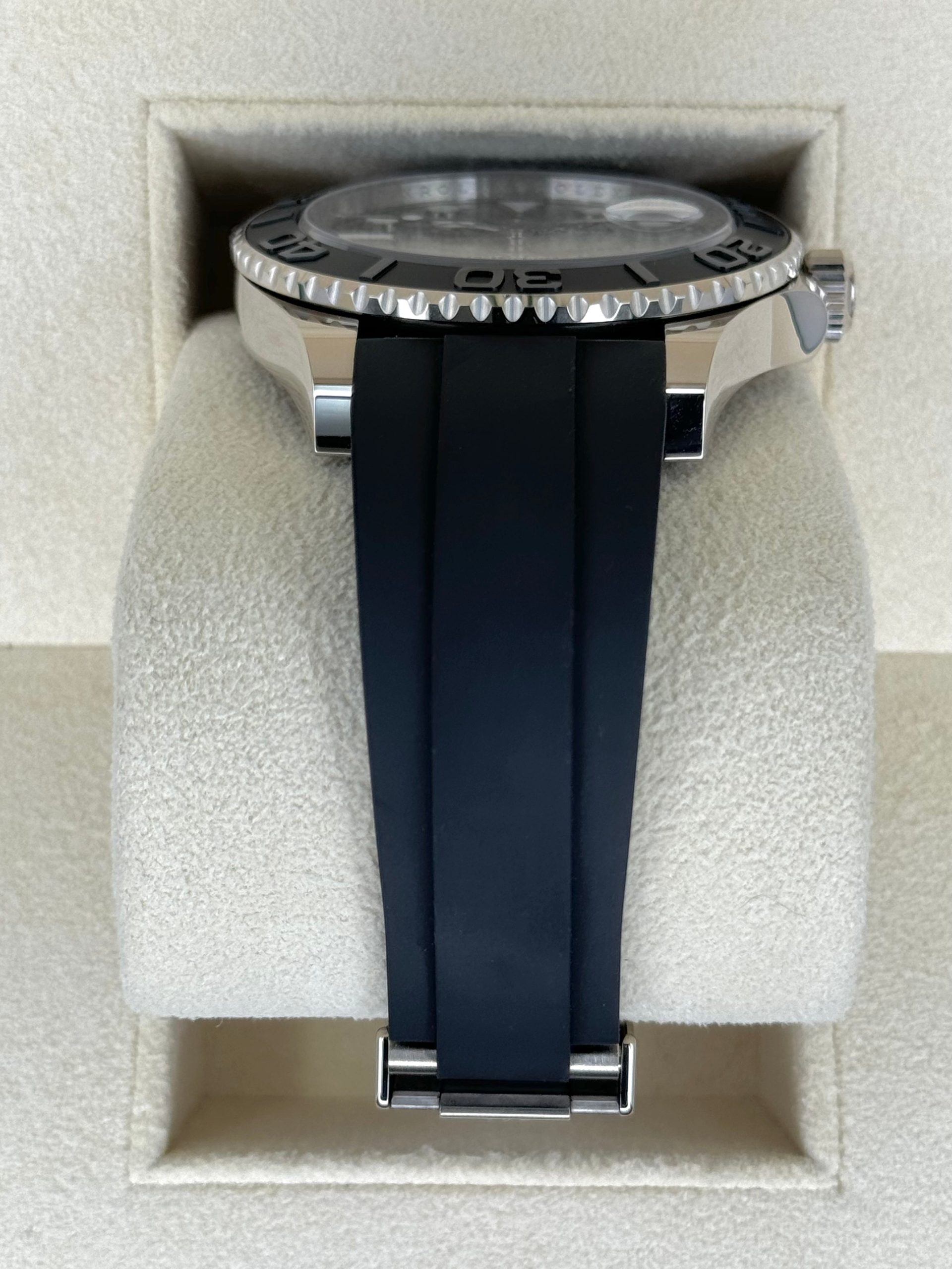 NEW 2024 Rolex Yacht-Master 42mm 226659 White Gold Oysterflex Black Dial - Image 3