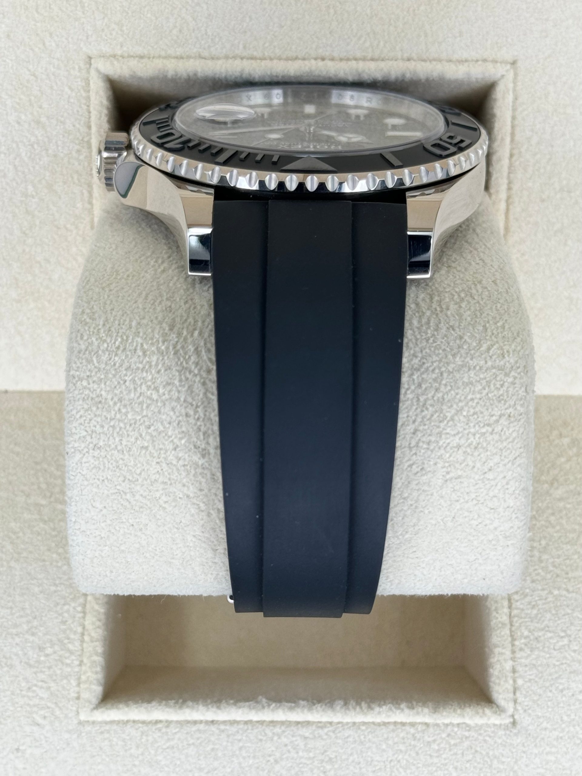 NEW 2024 Rolex Yacht-Master 42mm 226659 White Gold Oysterflex Black Dial - Image 4