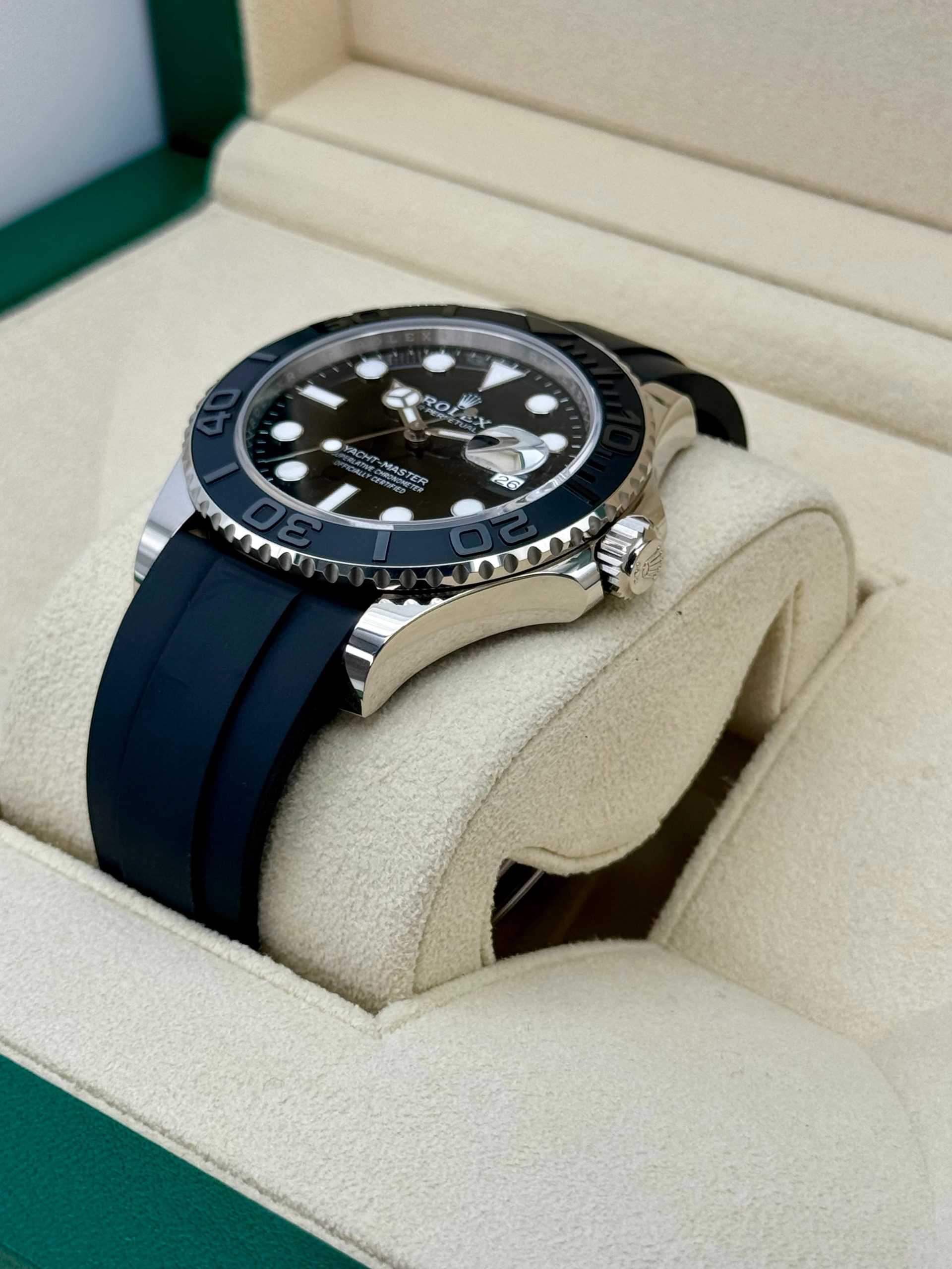 NEW 2024 Rolex Yacht-Master 42mm 226659 White Gold Oysterflex Black Dial - Image 5
