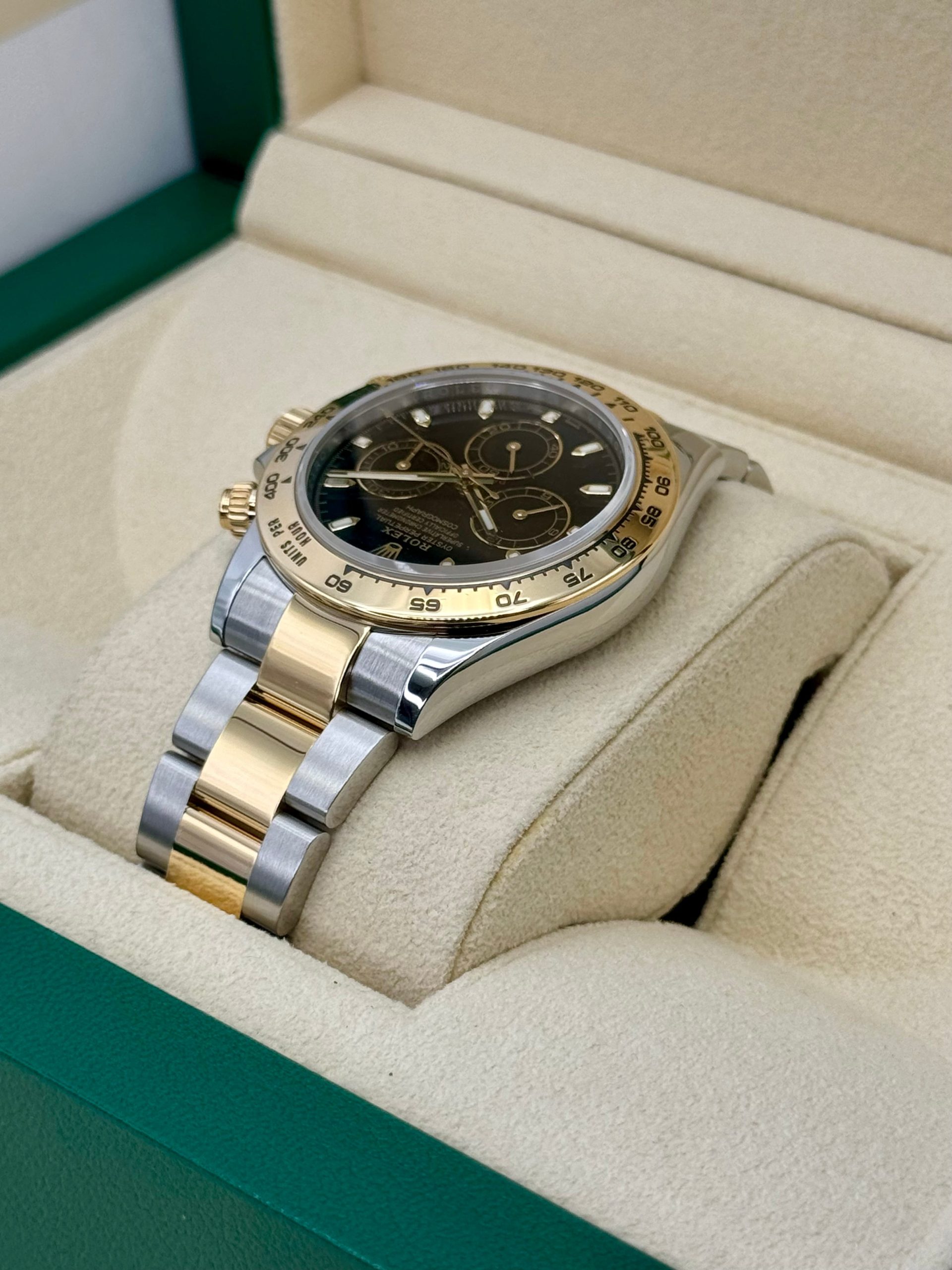 2021 Rolex Daytona 40mm 116503 Two-Tone Black Dial - Image 7