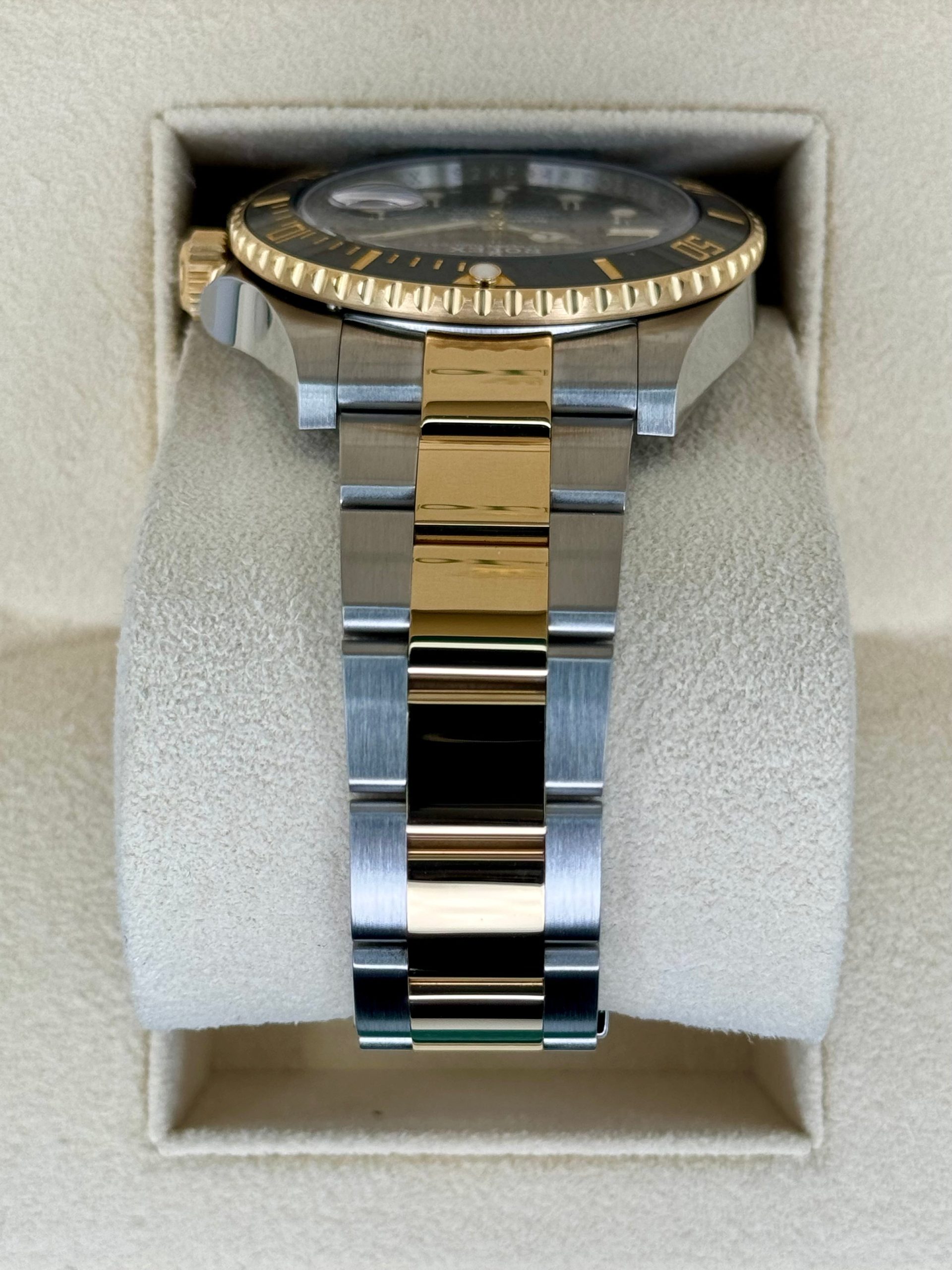 2023 Rolex Submariner 41mm 126613LN Two-Tone Black Dial - Image 4