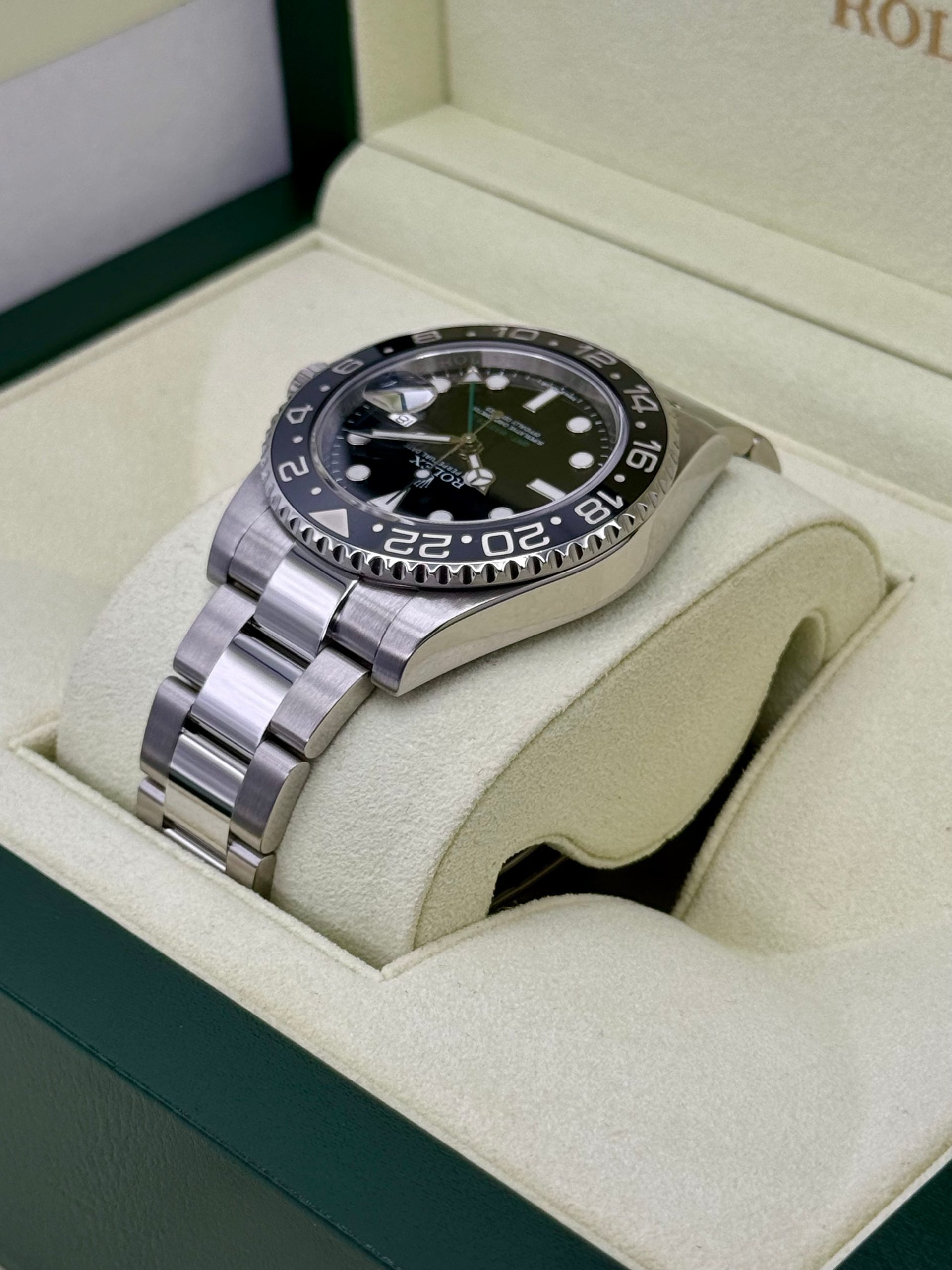 Rolex GMT-Master II 40mm 116710LN Stainless Steel Black Dial - Image 7