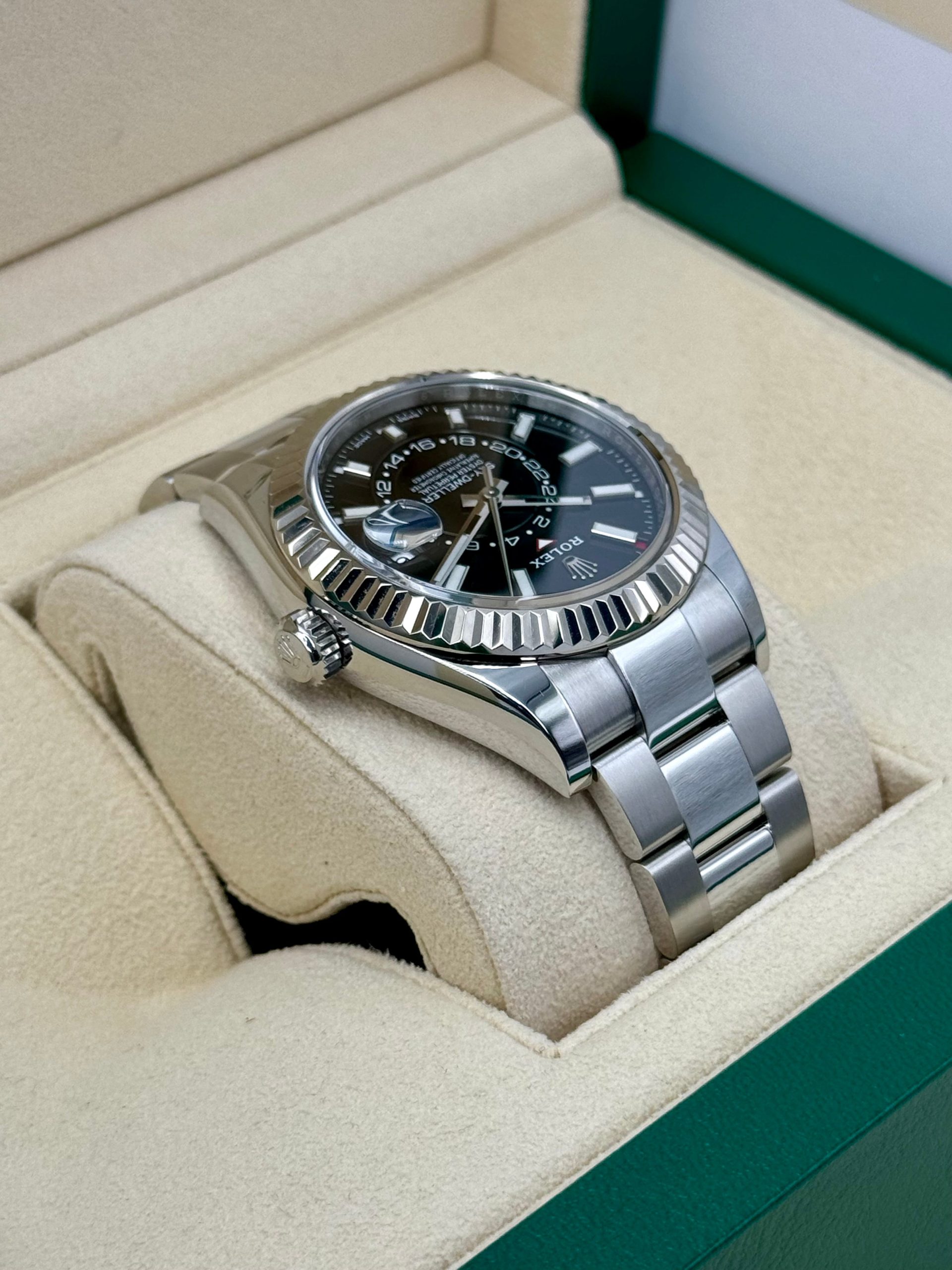 2023 Rolex Sky-Dweller 42mm 326934 Oyster Black Dial - Image 8
