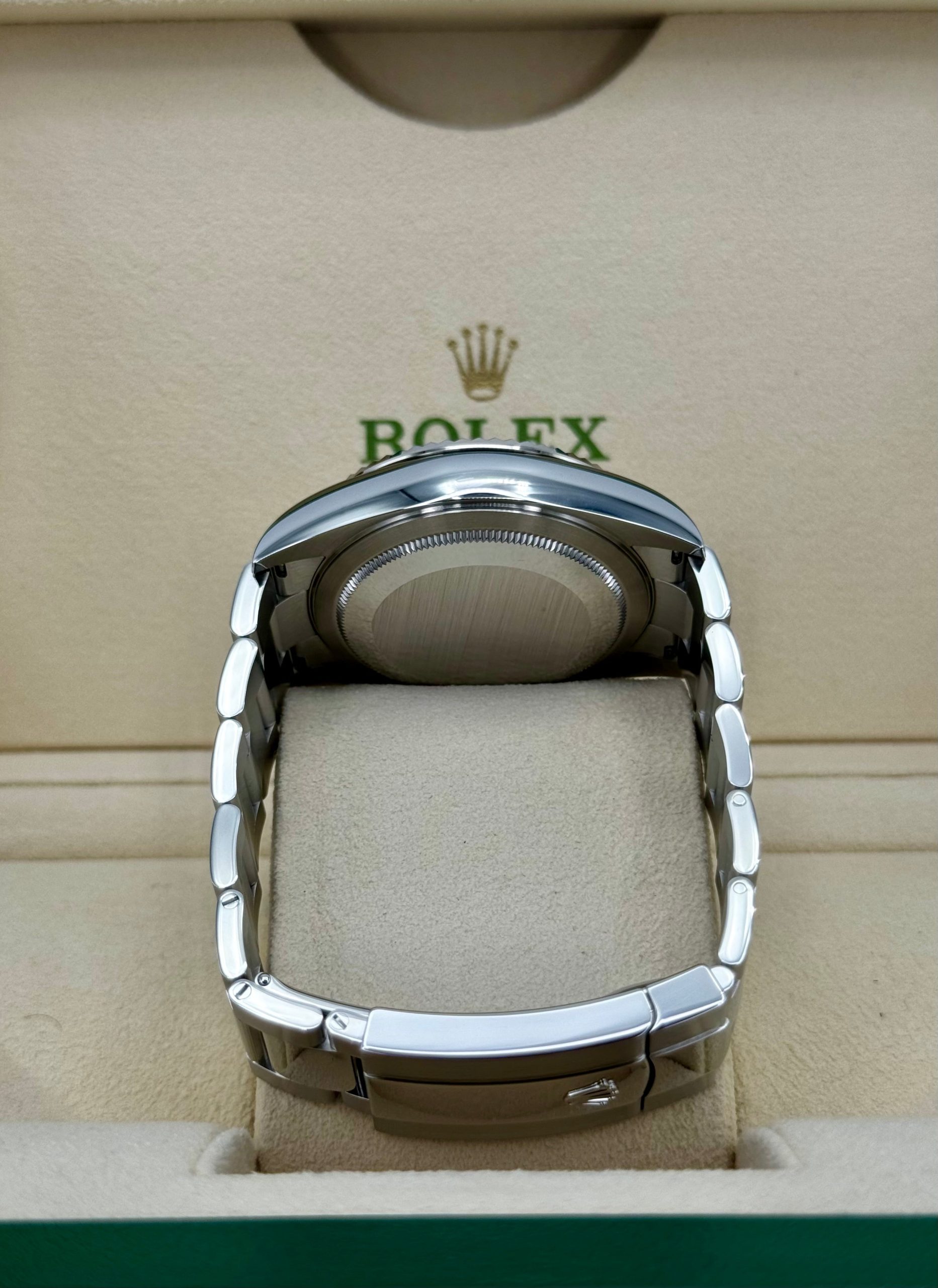 2023 Rolex Sky-Dweller 42mm 326934 Oyster Black Dial - Image 10