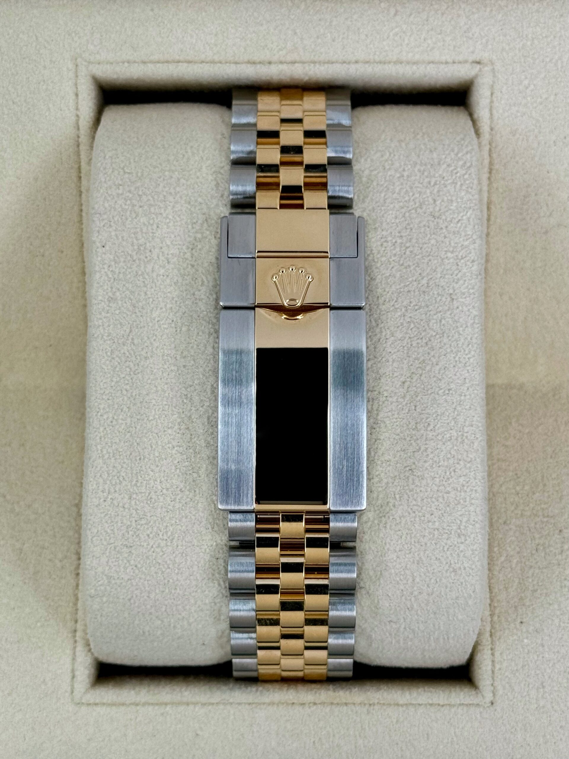 2024 Rolex GMT-Master II 40mm 126713GRNR Two-Tone Jubilee Black Dial - Image 2