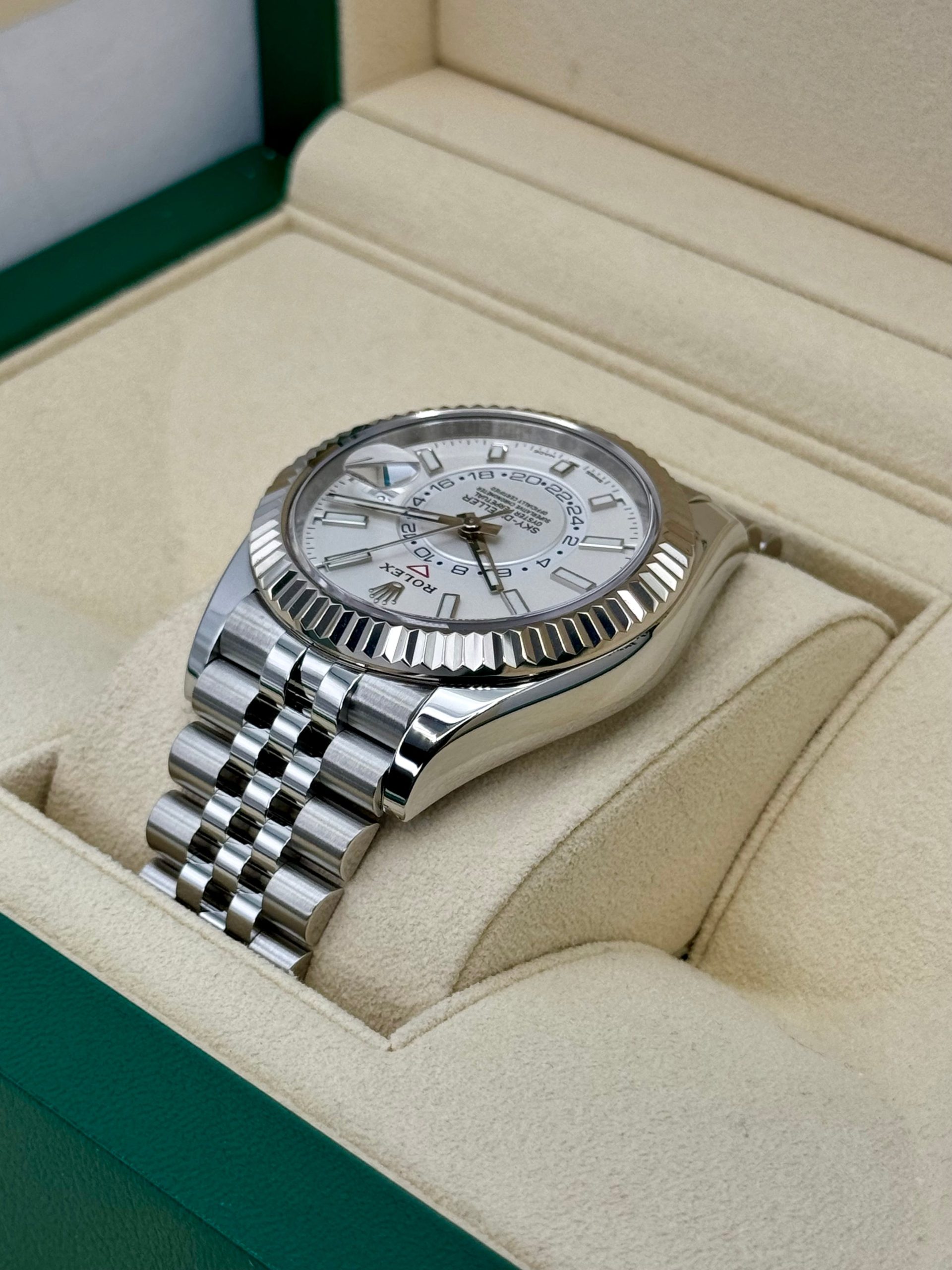 2022 Rolex Sky-Dweller 42mm 326934 Stainless Steel Jubilee White Dial - Image 7