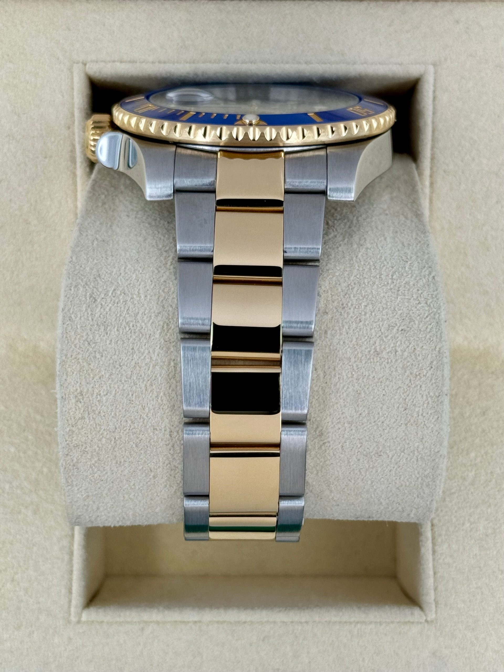 2016 Rolex Submariner "Bluesy" 40mm 116613LB Two-Tone Blue Dial - Image 4