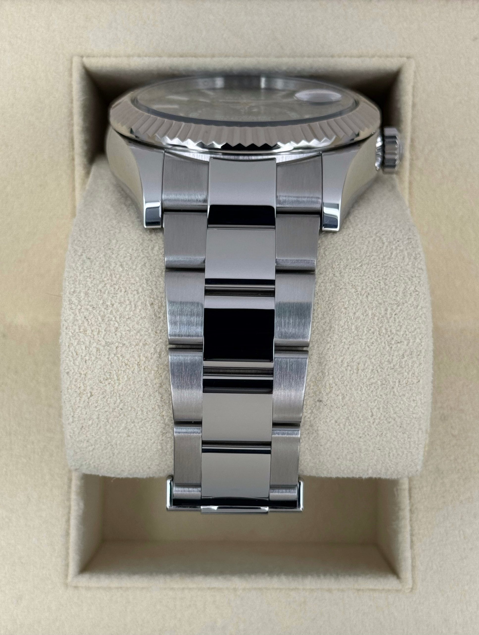 NEW 2025 Rolex Sky-Dweller 42mm 336934 Oyster Green Dial - Image 3