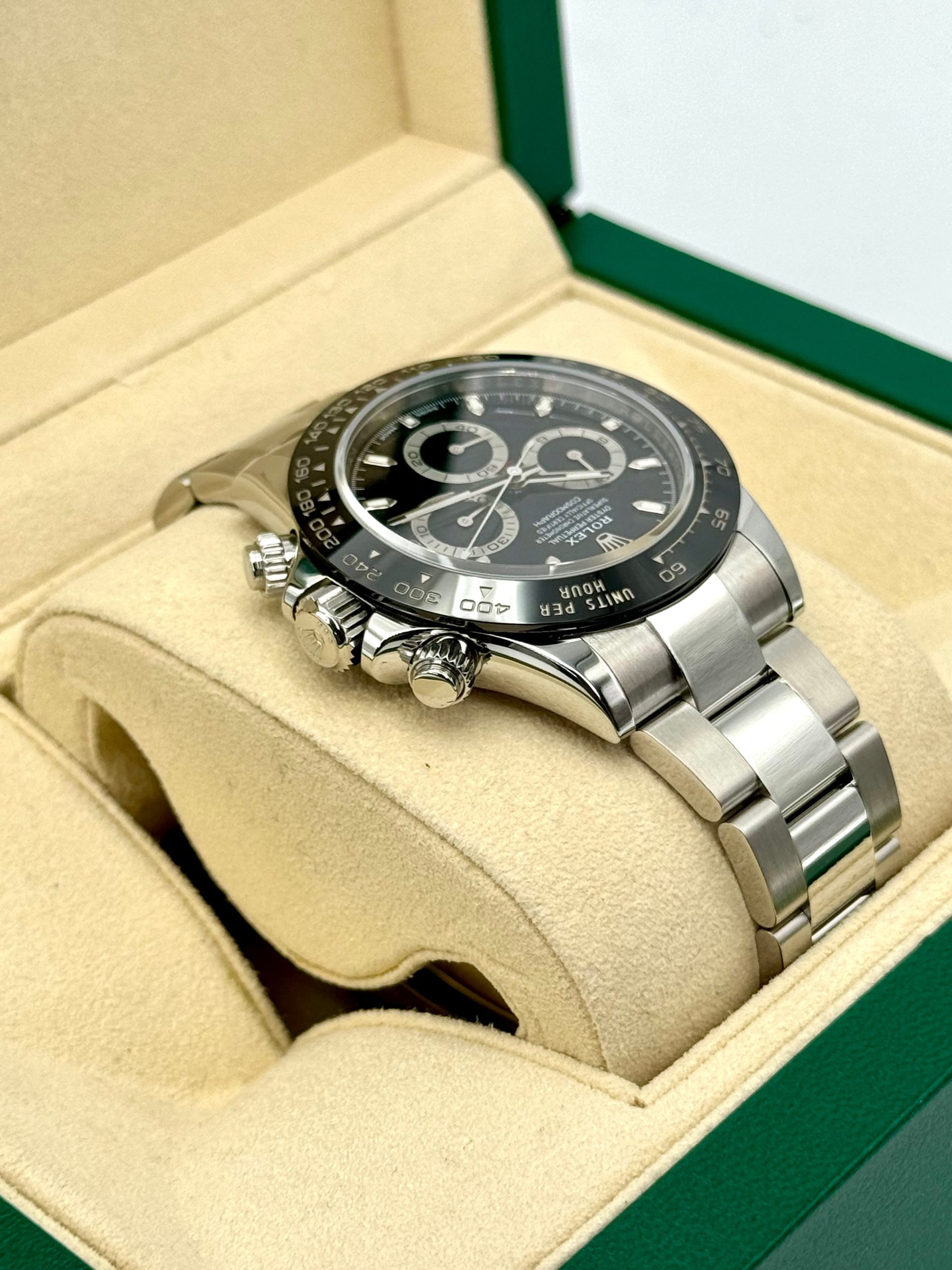 Rolex Daytona 40mm 116500LN Stainless Steel Black Dial - Image 8