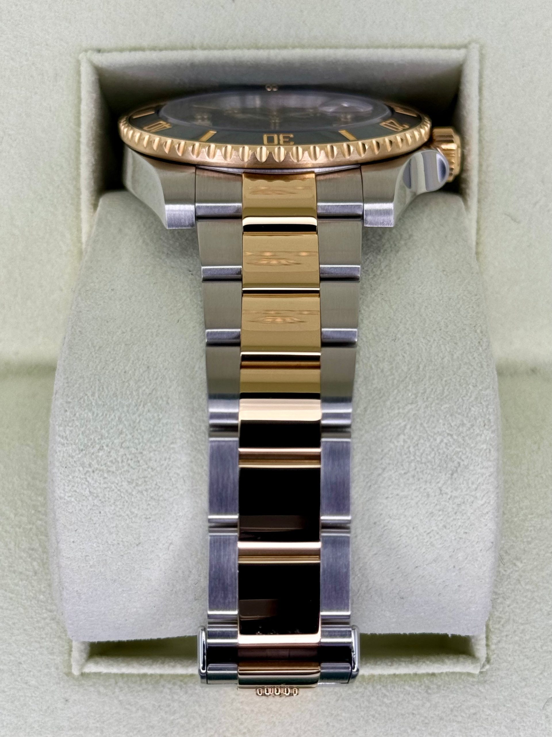 2015 Rolex Submariner 40mm 116613N Two-Tone Black Serti Diamond Dial - Image 3