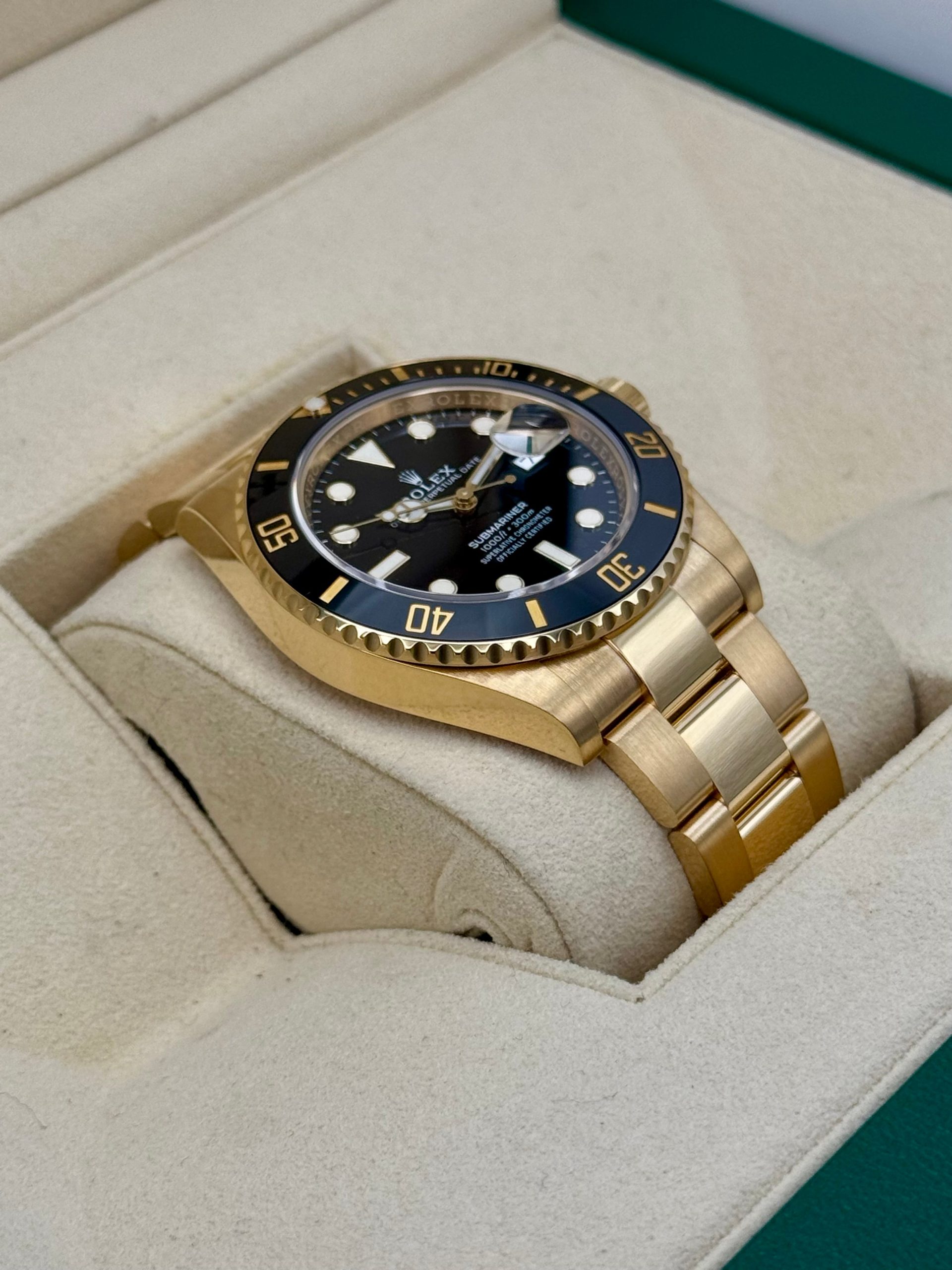 2022 Rolex Submariner 41mm 126618LN Yellow Gold Black Dial - Image 6