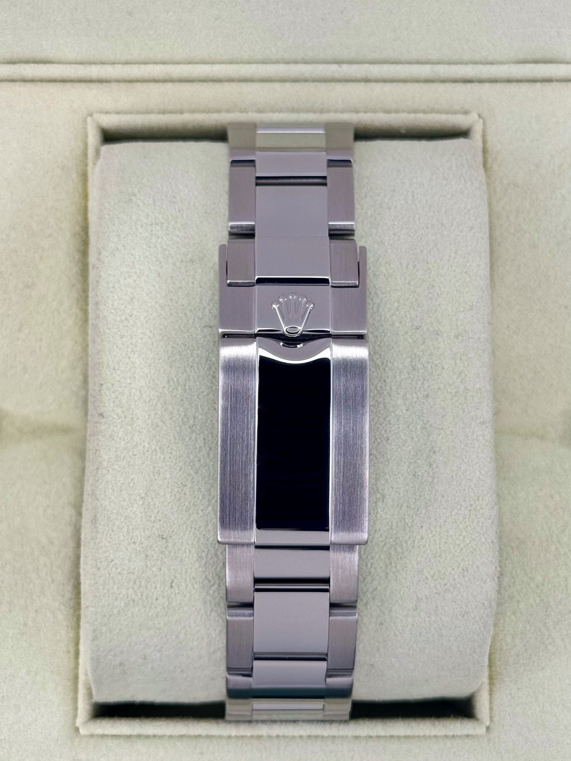 2010 Rolex GMT-Master II 40mm 116710LN Stainless Steel Black Dial - Image 2