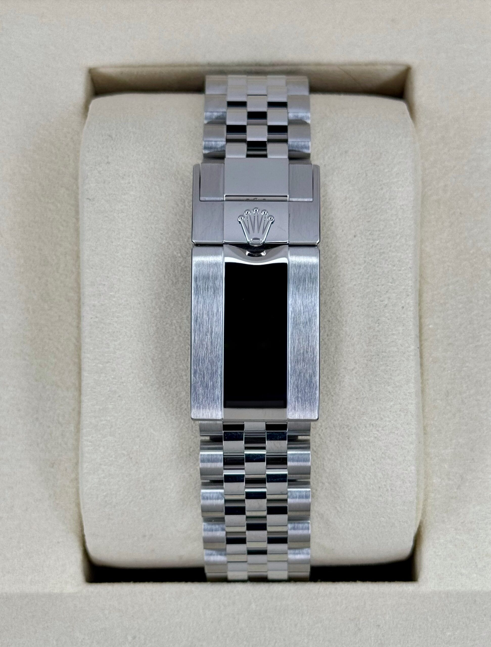 NEW 2025 Rolex GMT-Master II "Bruce Wayne" 40mm 126710GRNR Jubilee - Image 2