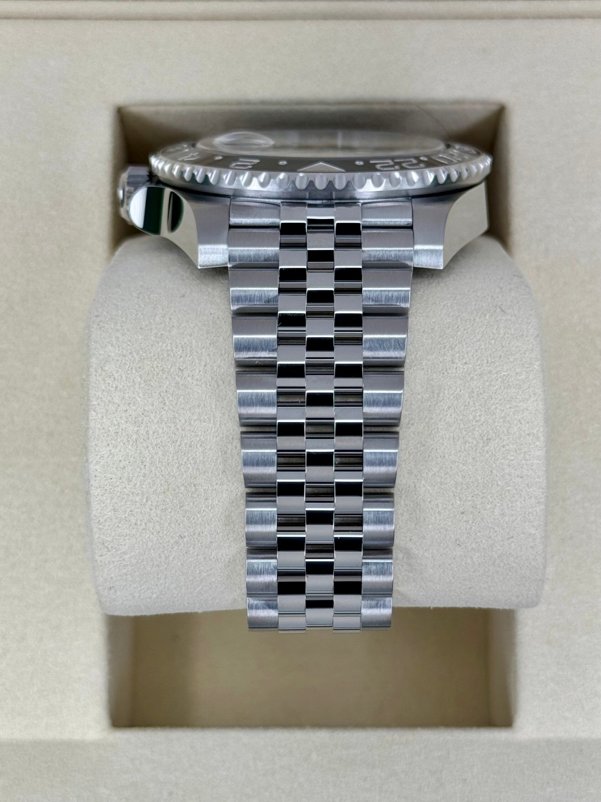 NEW 2025 Rolex GMT-Master II "Bruce Wayne" 40mm 126710GRNR Jubilee - Image 4