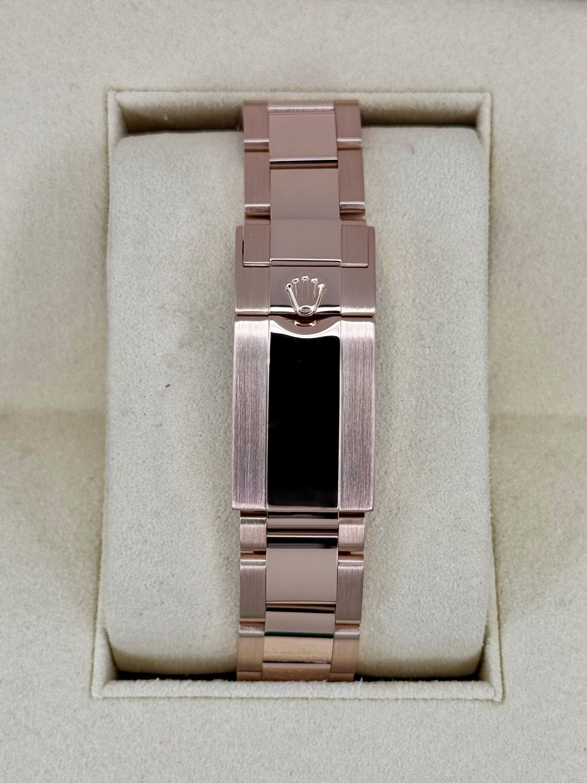 2023 Rolex Daytona 40mm 116505 Rose Gold Chocolate Dial - Image 2