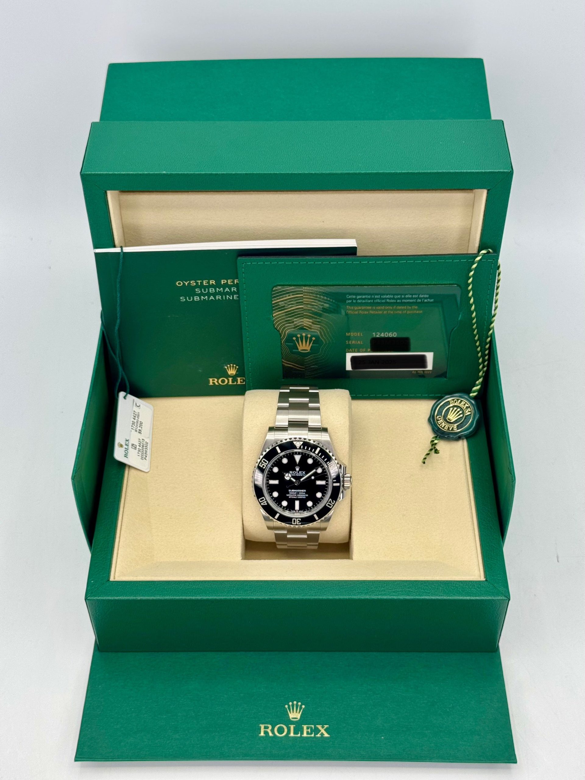 NEW 2025 Rolex Submariner 41mm 124060 Stainless Steel Black Dial - Image 10