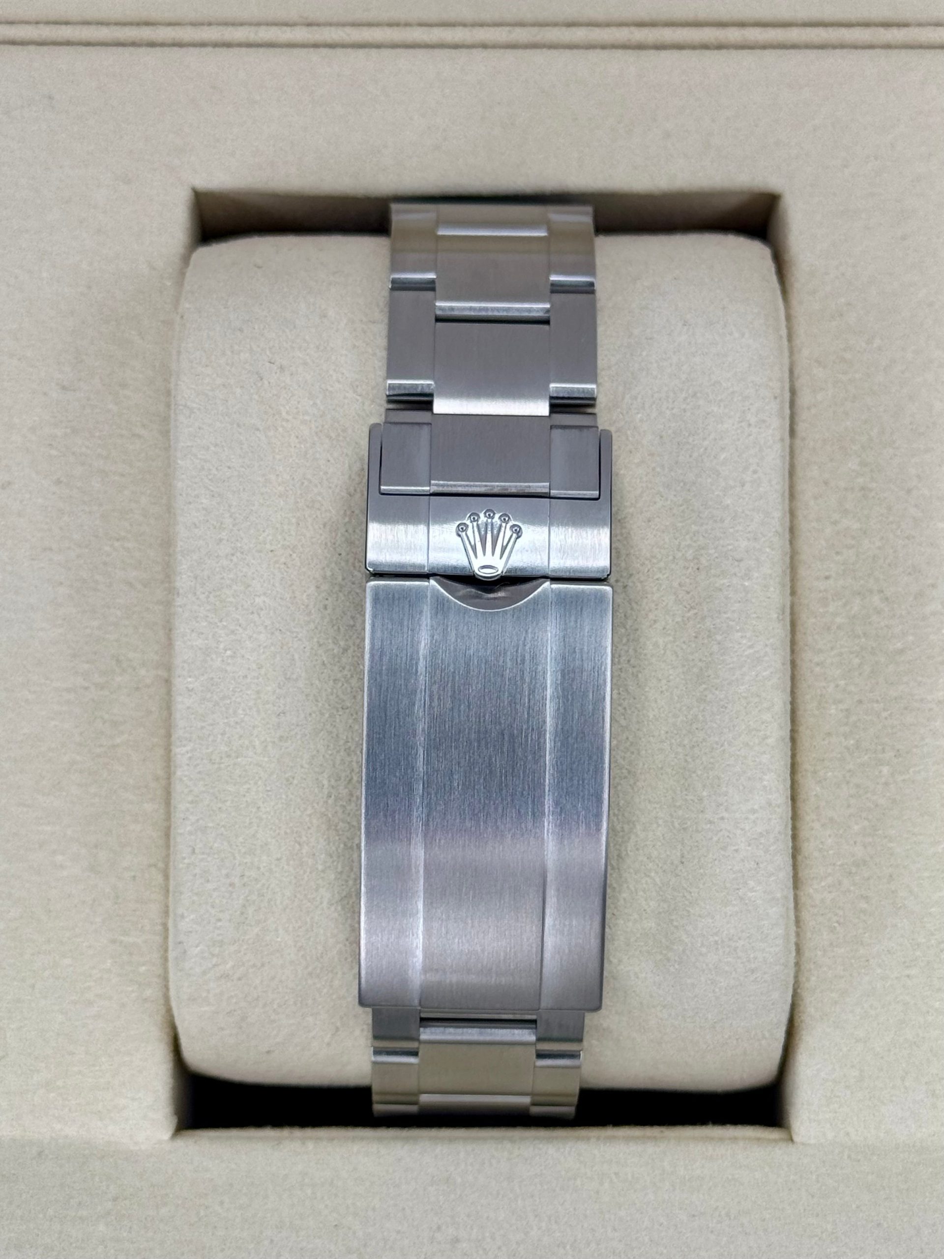 NEW 2025 Rolex Submariner 41mm 124060 Stainless Steel Black Dial - Image 2