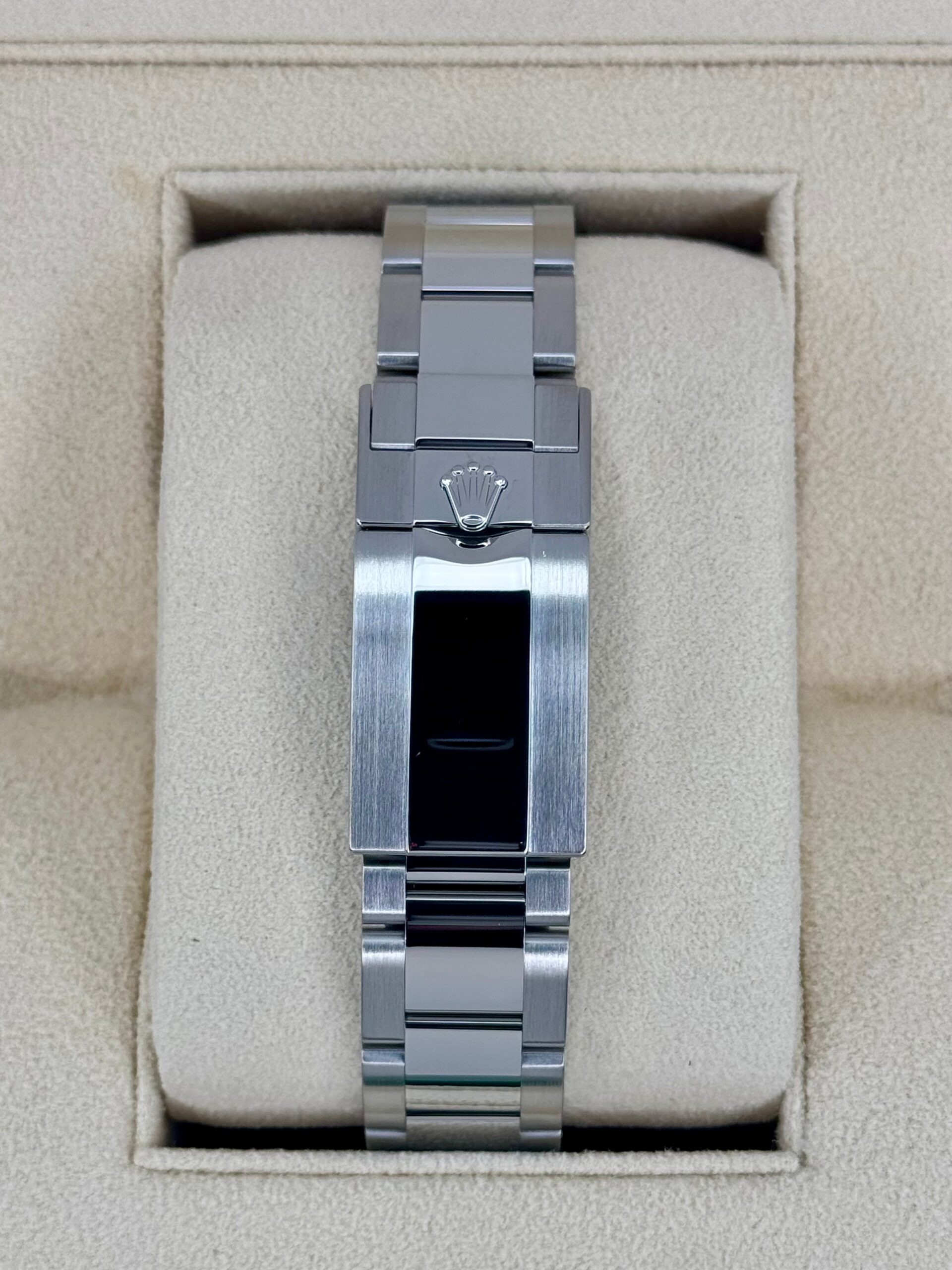 2024 Rolex GMT-Master II "Pepsi" 40mm 126710BLRO Oyster - Image 2