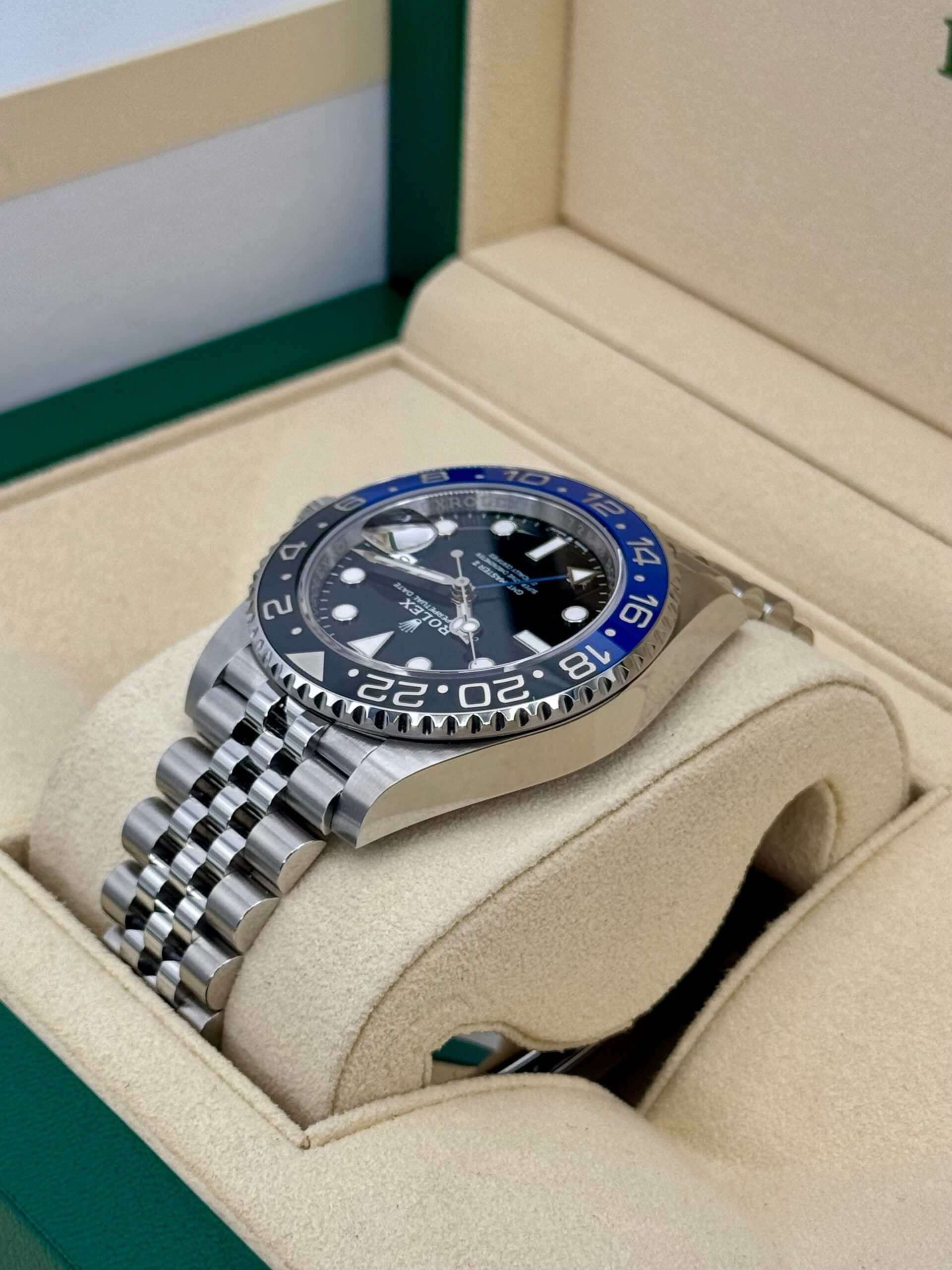 NEW 2025 Rolex GMT-Master II "Batgirl" 40mm 126710BLNR Jubilee - Image 7