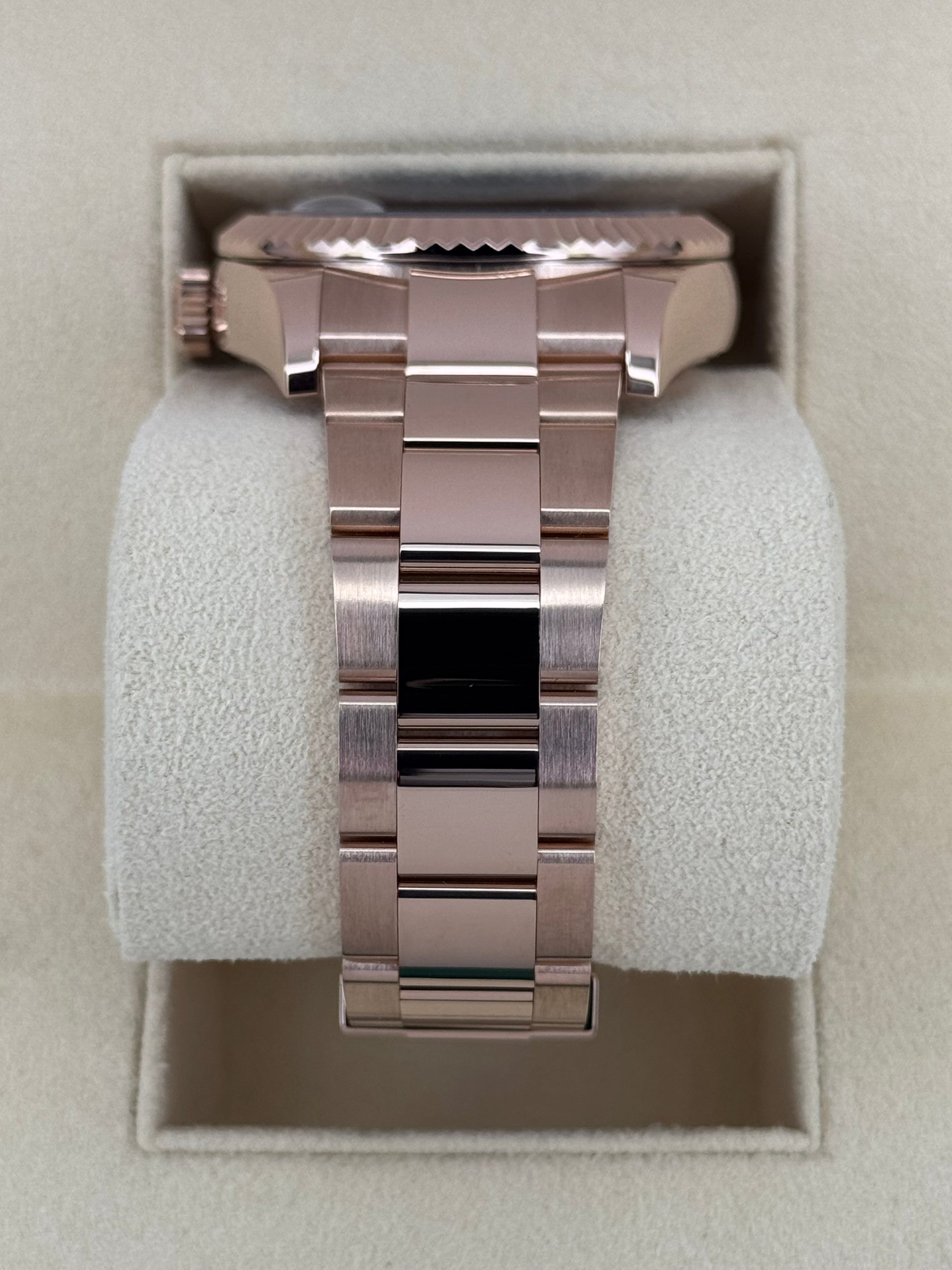 2023 Rolex Sky-Dweller 42mm 336935 Rose Gold Blue Dial - Image 4